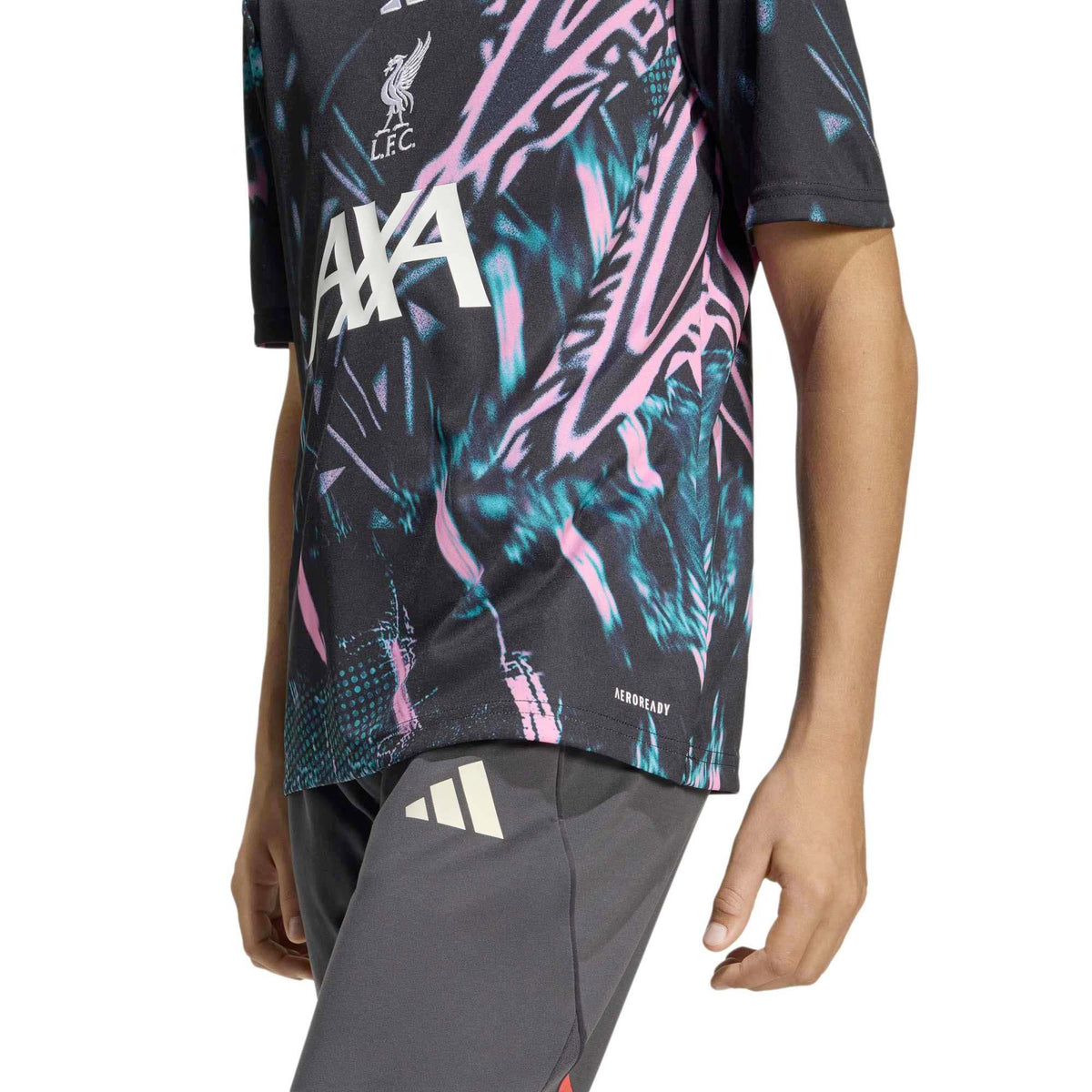 LFC_PRESHI_Y_KB1448_BLACKEQ_Image_5