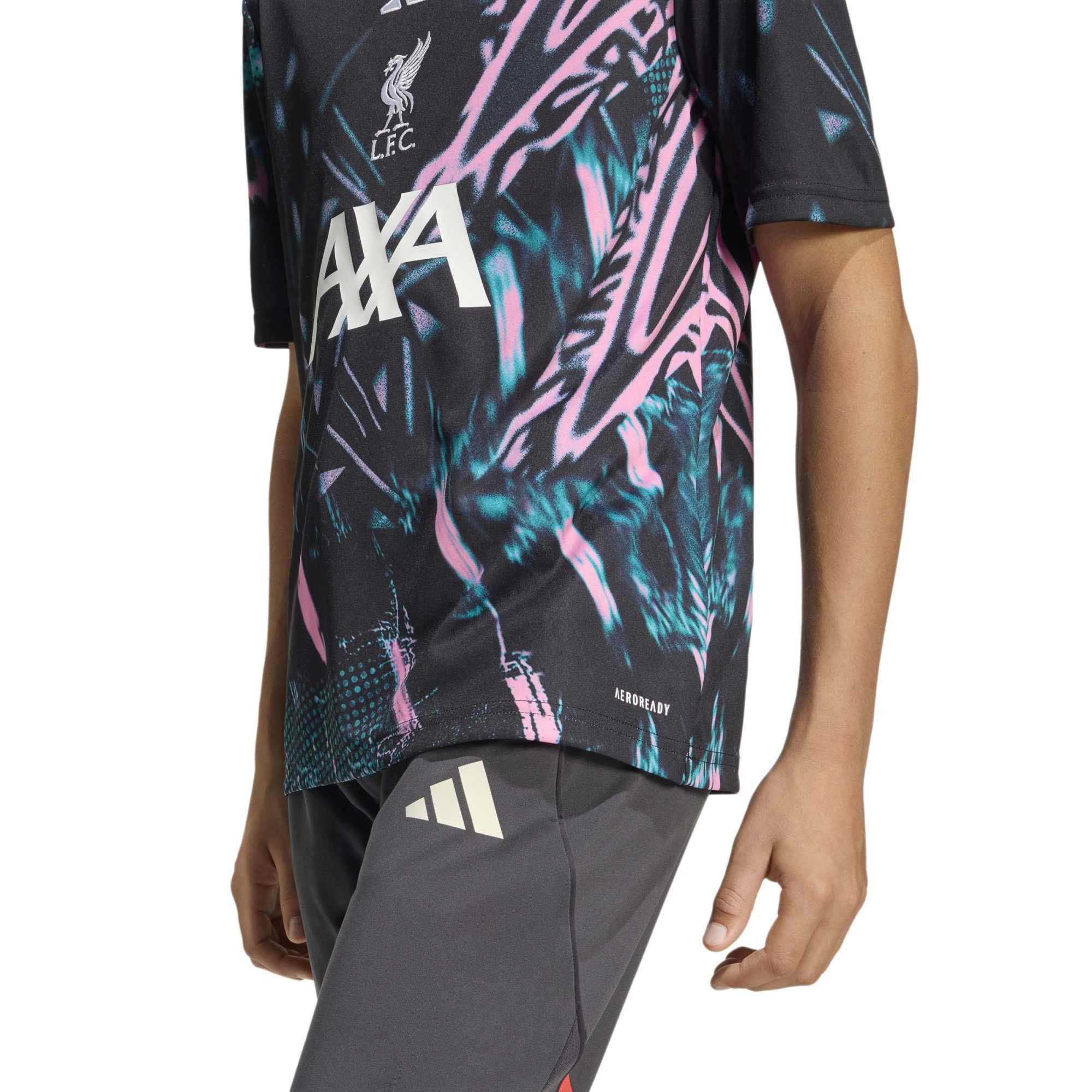 LFC_PRESHI_Y_KB1448_BLACKEQ_Image_5