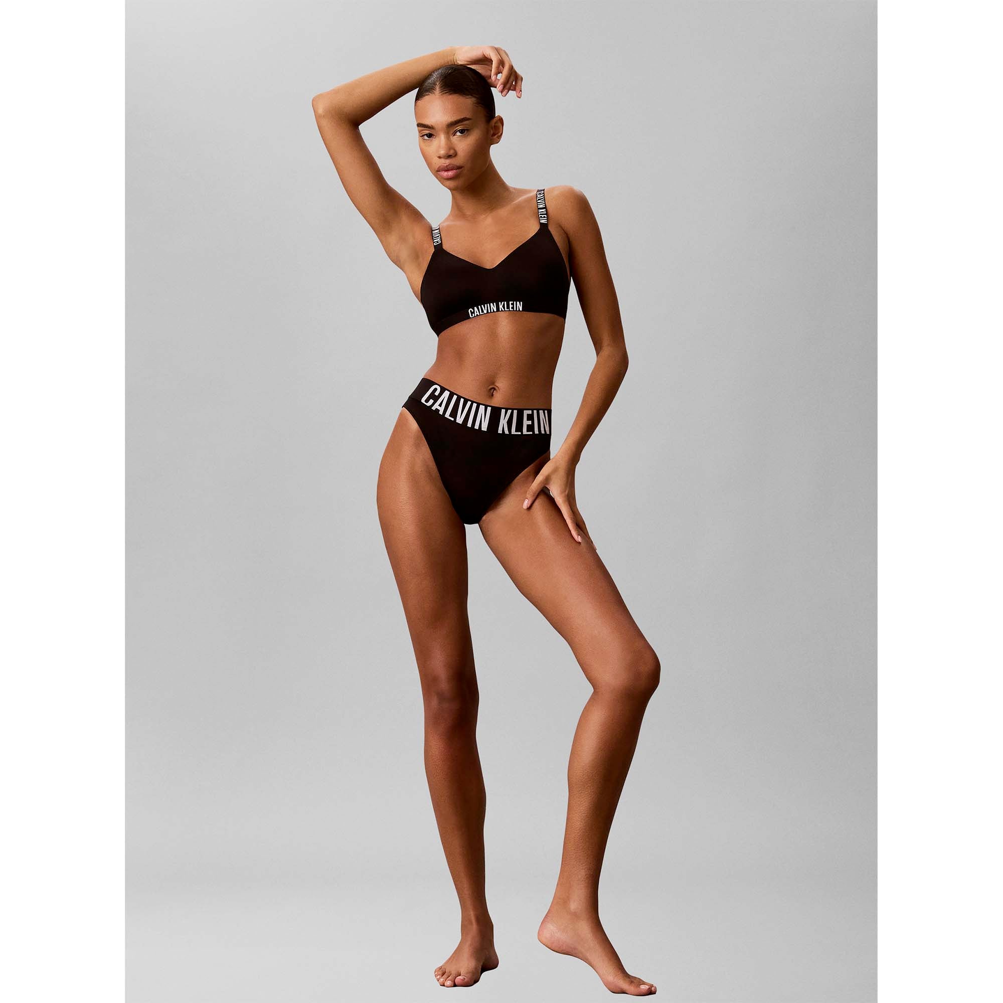 LGHTLY_LINED_BRALETTE_LV00QF8754_UB1_Image_2