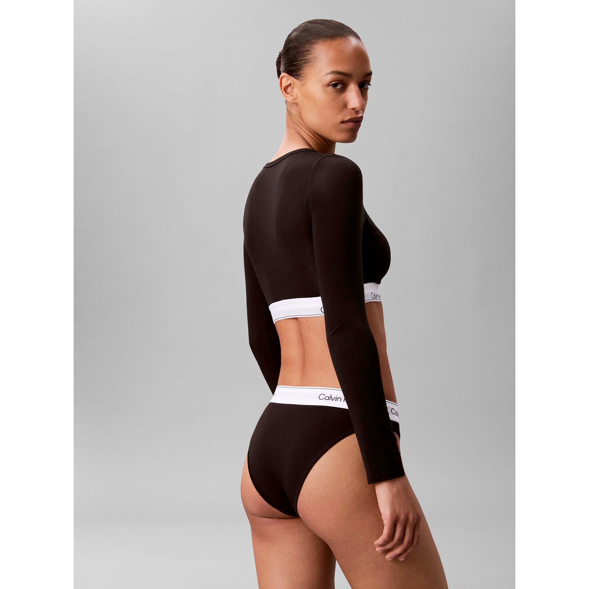 LIGHTLY_LINED_BRALETTE_LV00QF8600_UB1_Image_3