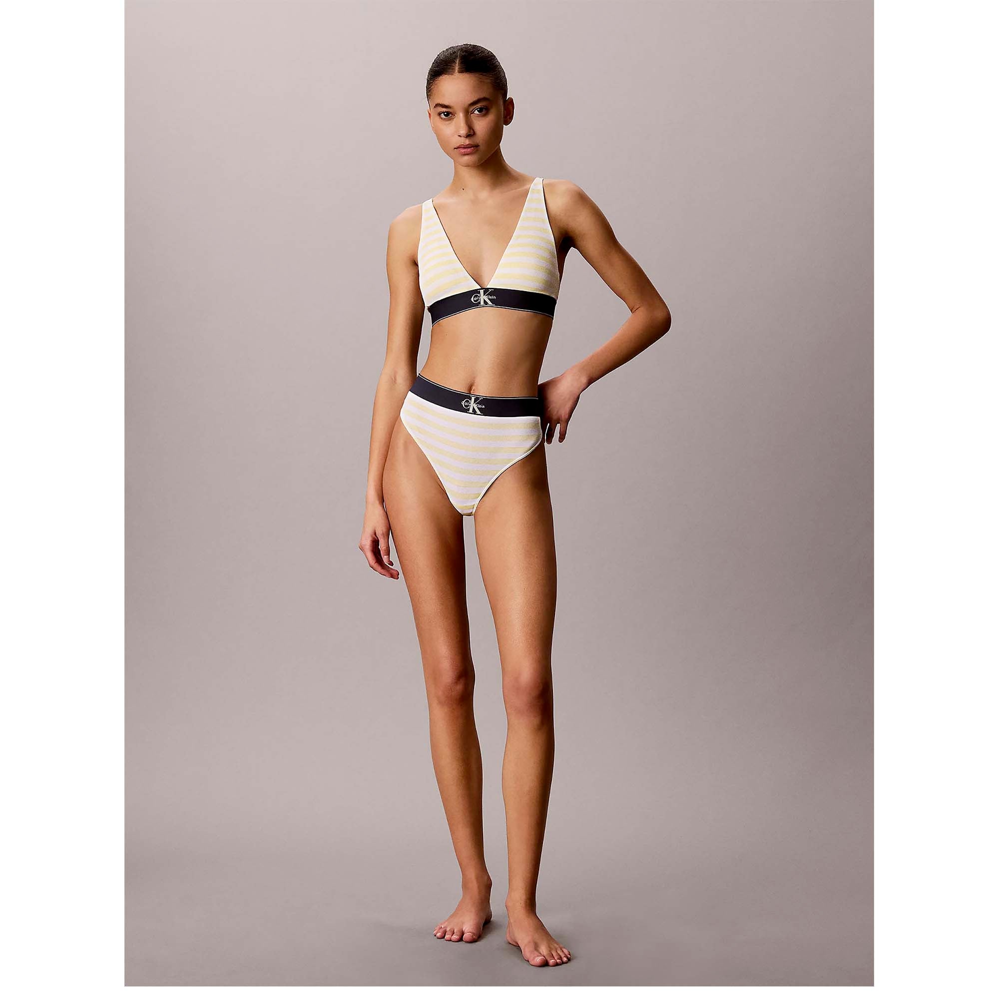 LIGHTLY_LINED_TRIANGLE_LV00QF8703_6WC_Image_6