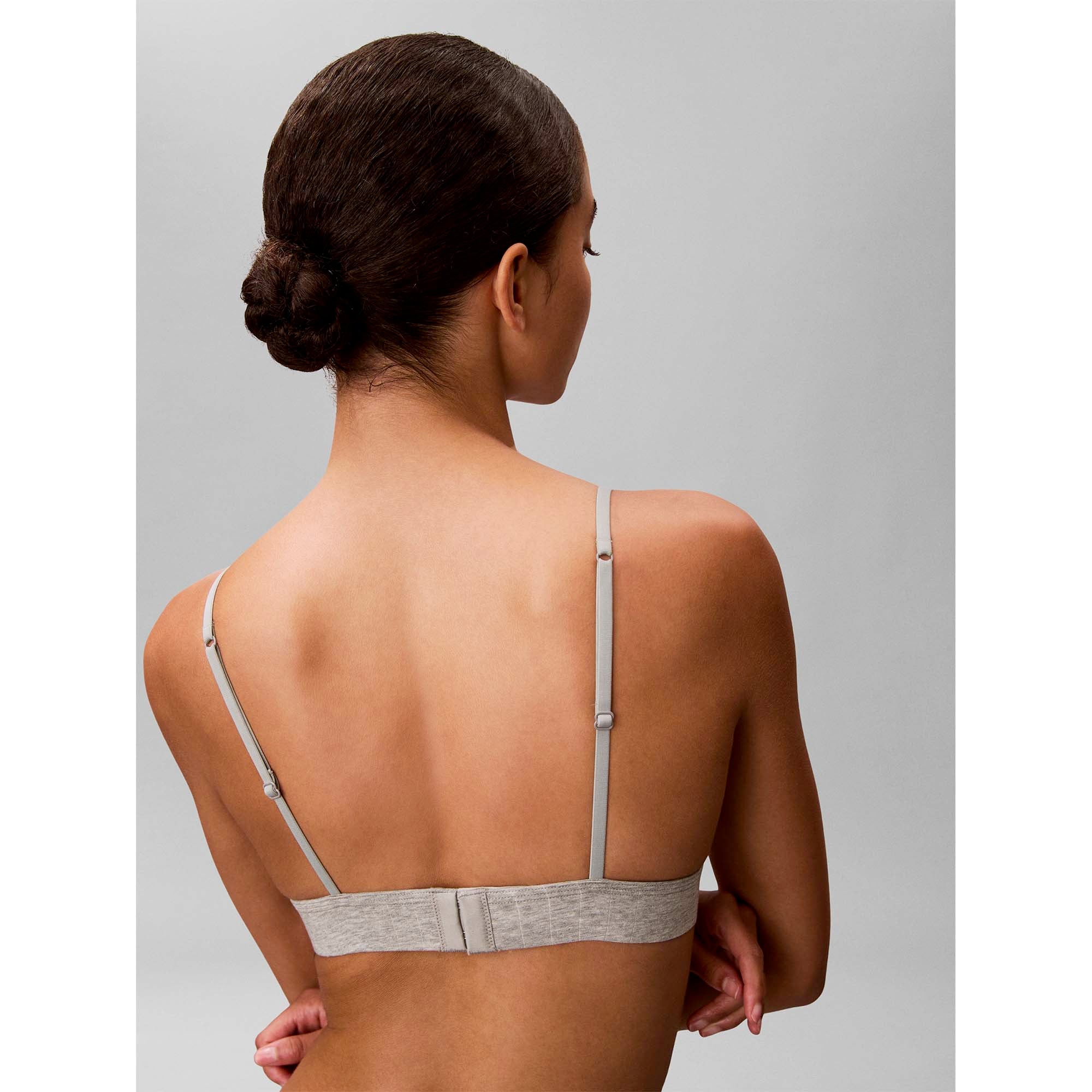 LIGHTLY_LINED_TRIANGLE_LV00QF8886_P7A_Image_5