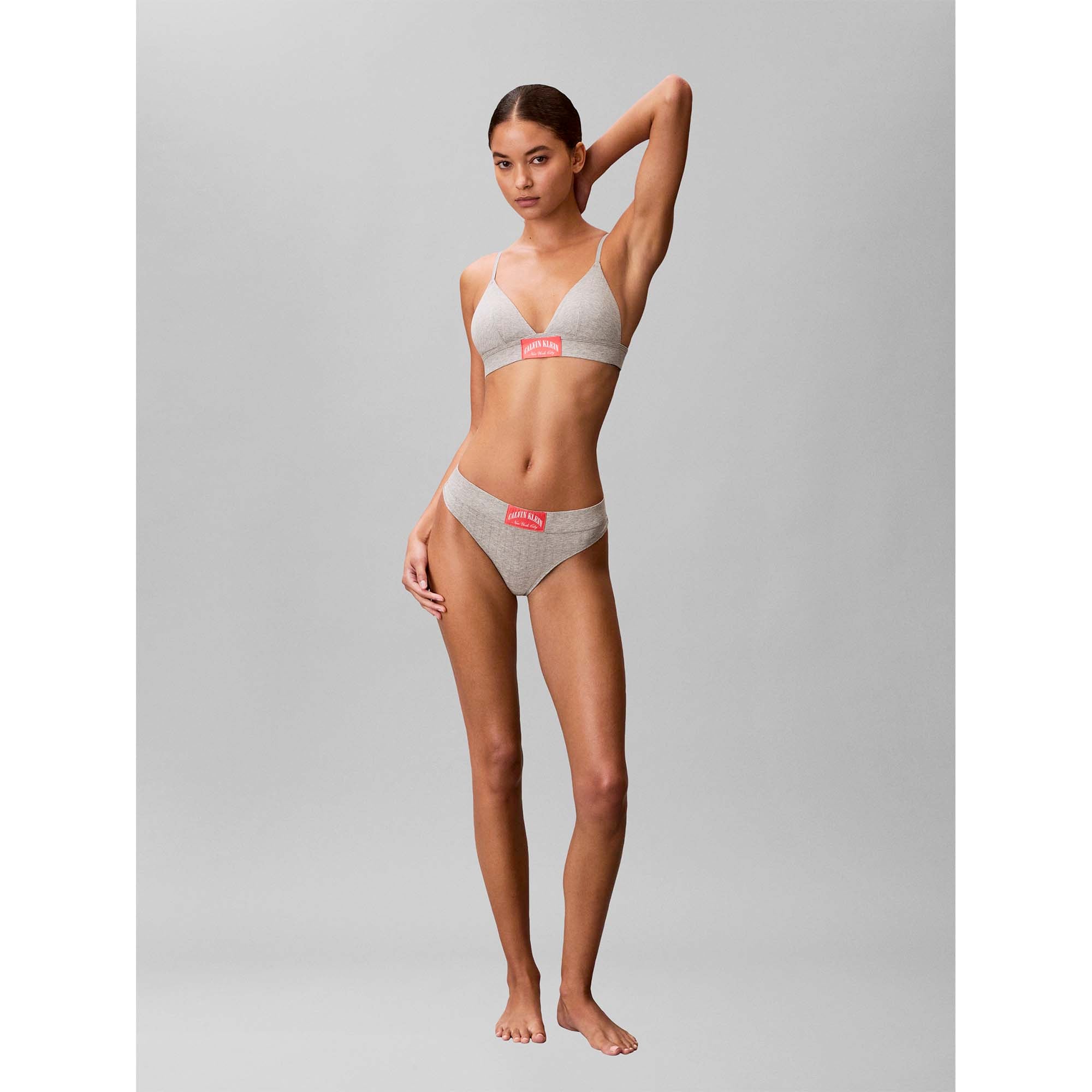 LIGHTLY_LINED_TRIANGLE_LV00QF8886_P7A_Image_6