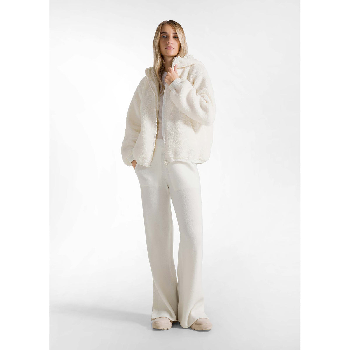 LINED_TEDDY_JACKET_D12253_18001_Image_5