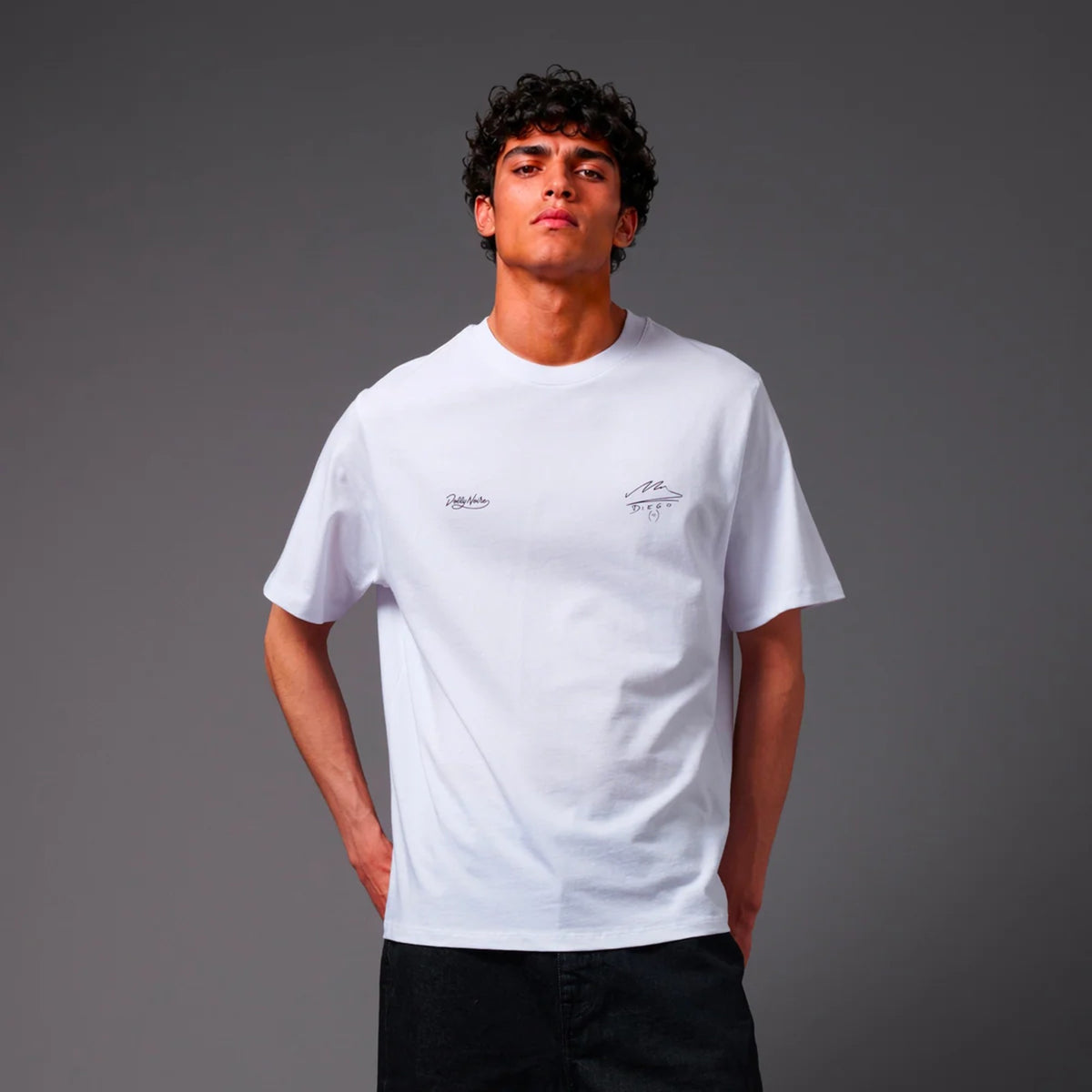 LIVE_IS_LIFE_TEE_TS1366T4_02_Image_4