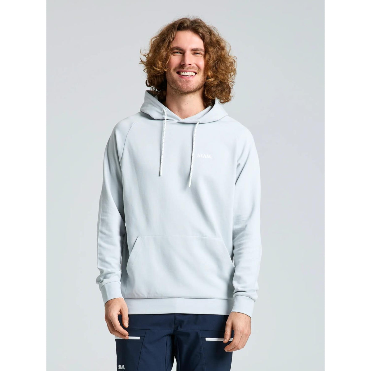 LOGO_HOODIE_A106014S00_W68_Image_2