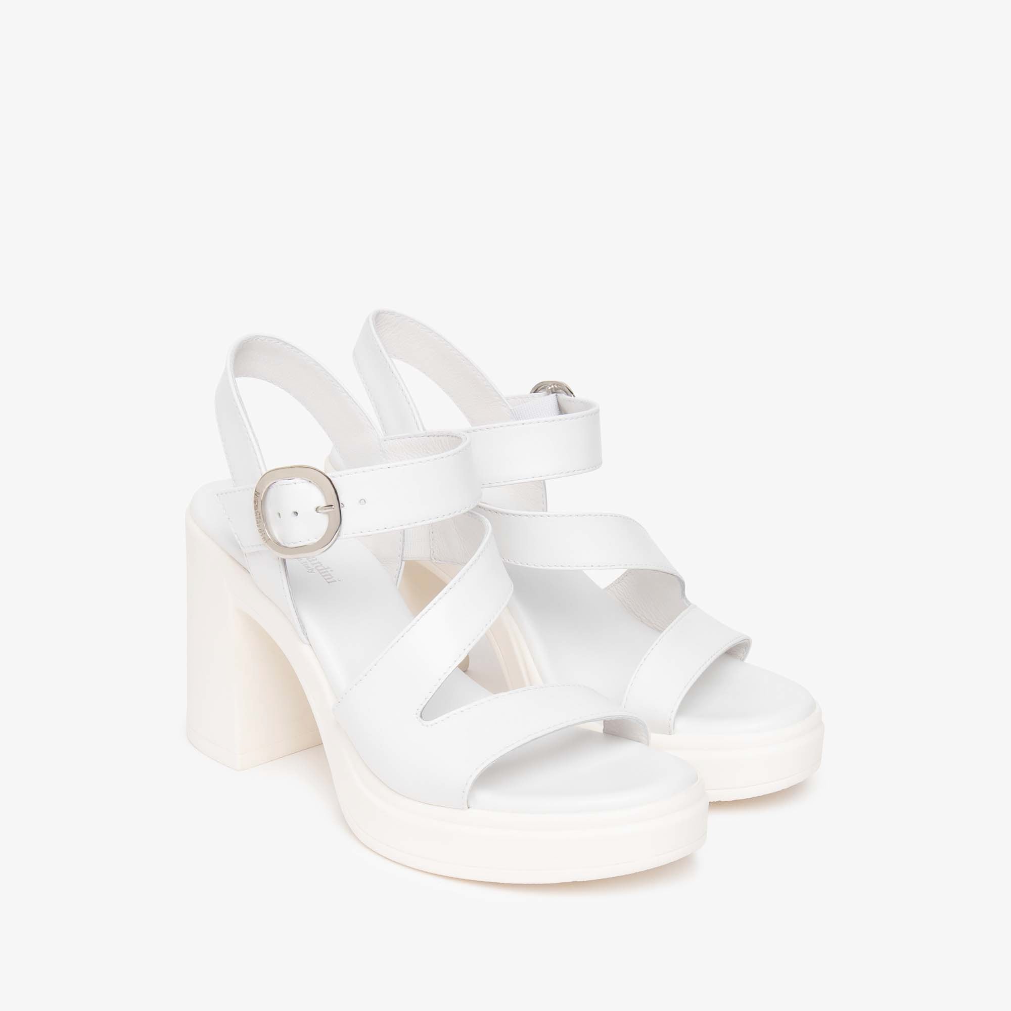 LOIRA_PUTOLOSAINS_E616080D_707_Image_2