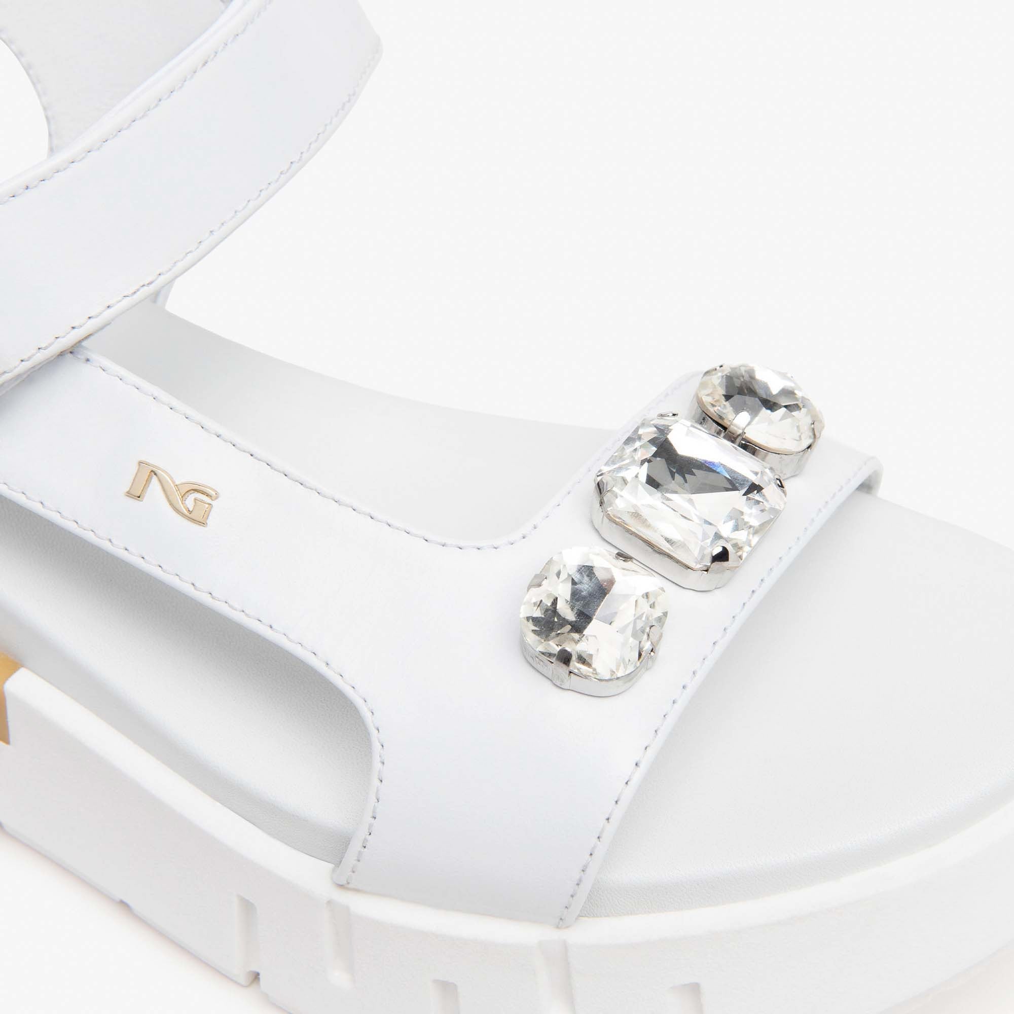 LOIRA_TBRILL_PLATINO_6074_TR_VENEZIA_8066_LIGH_E410707D_707_Image_3