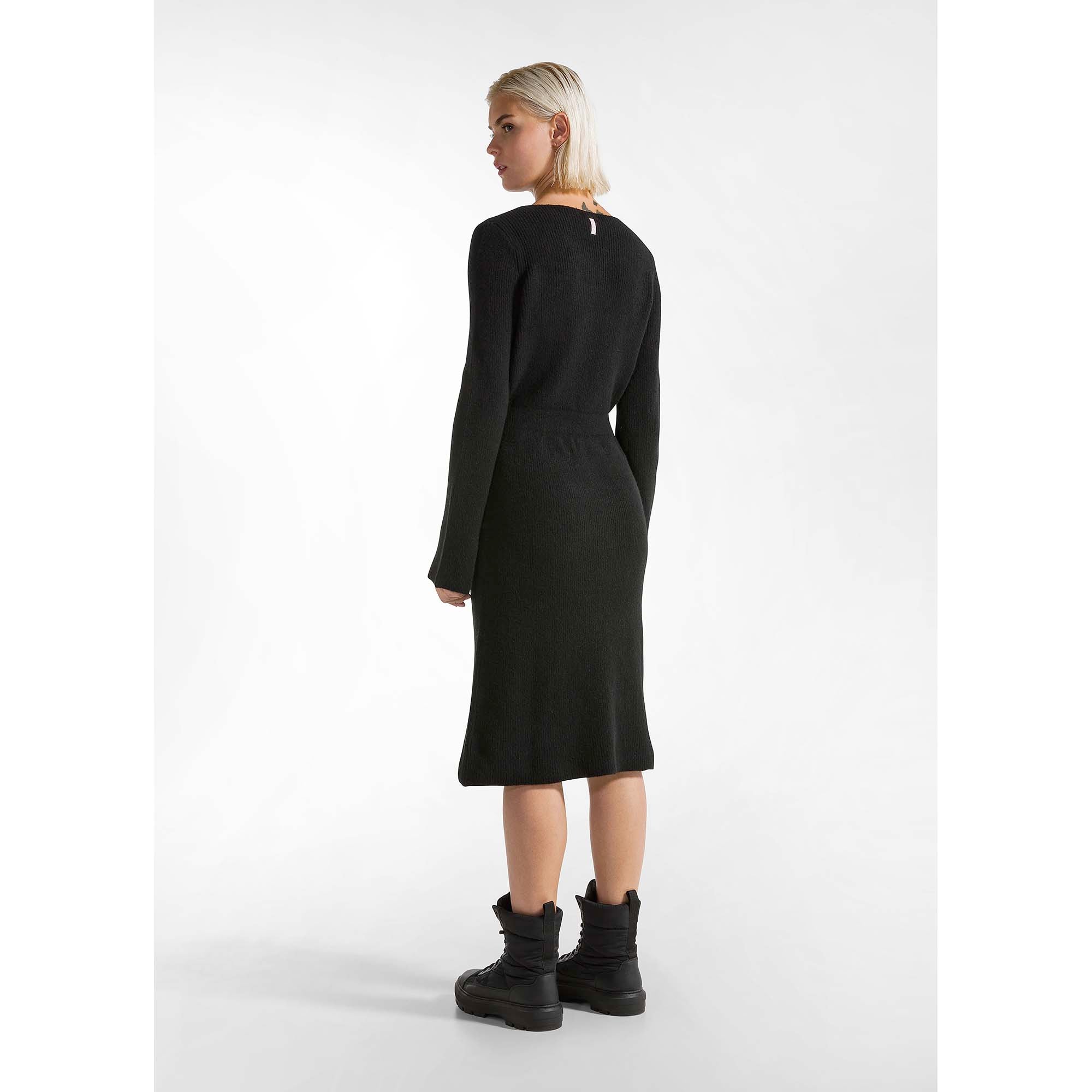 LOUNGE_KNITTED_LONG_DRESS_D12219_10009_Image_4