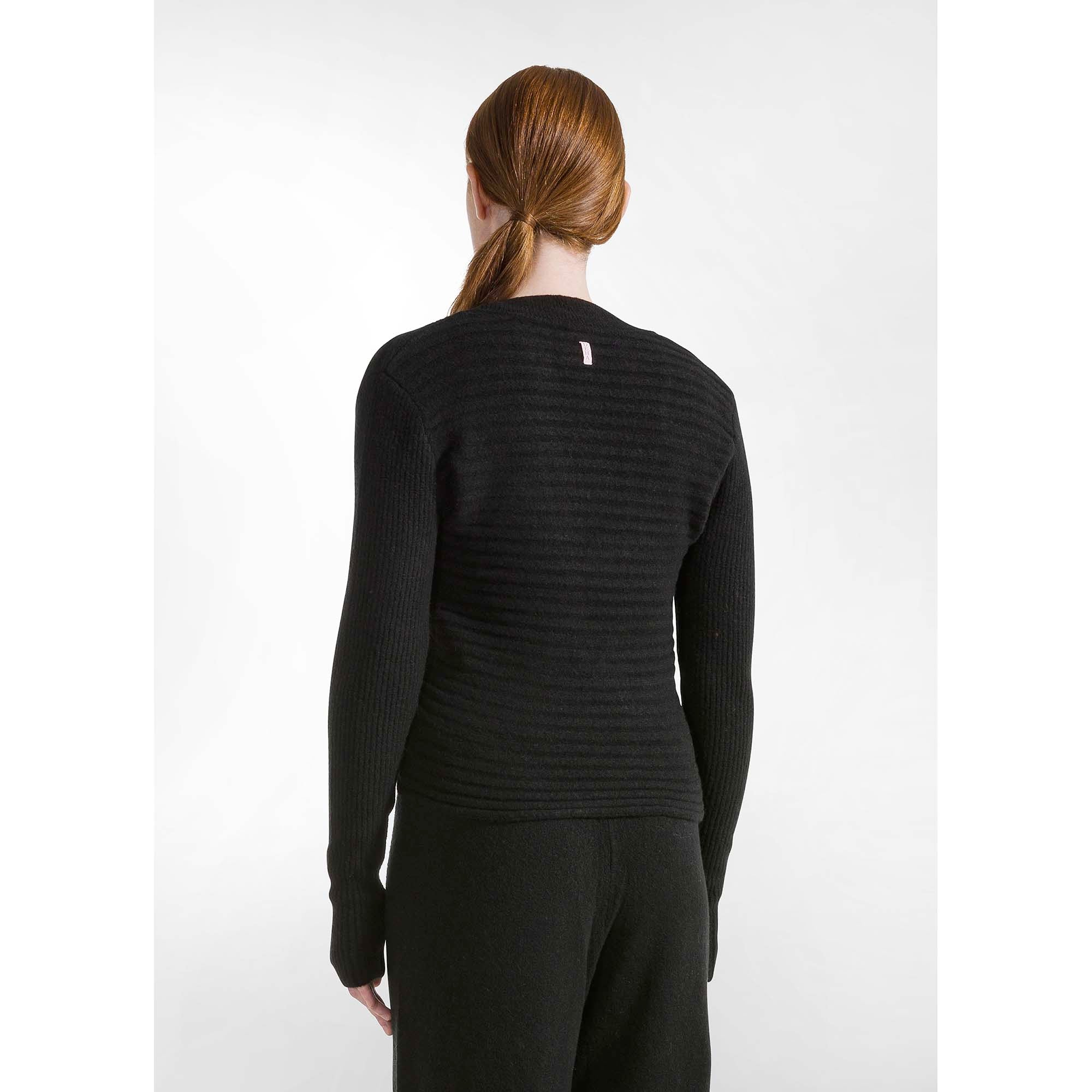 LOUNGE_KNITTED_SLIM_FIT_TOP_D12212_10009_Image_3