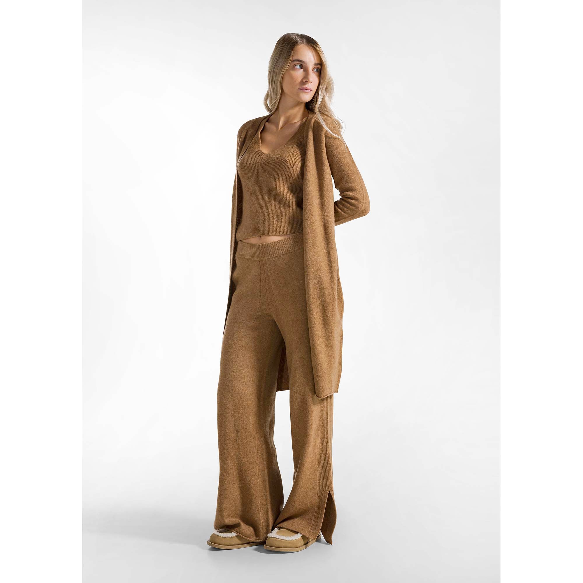 LOUNGE_KNITTED_TOP_D12202_26117_Image_5