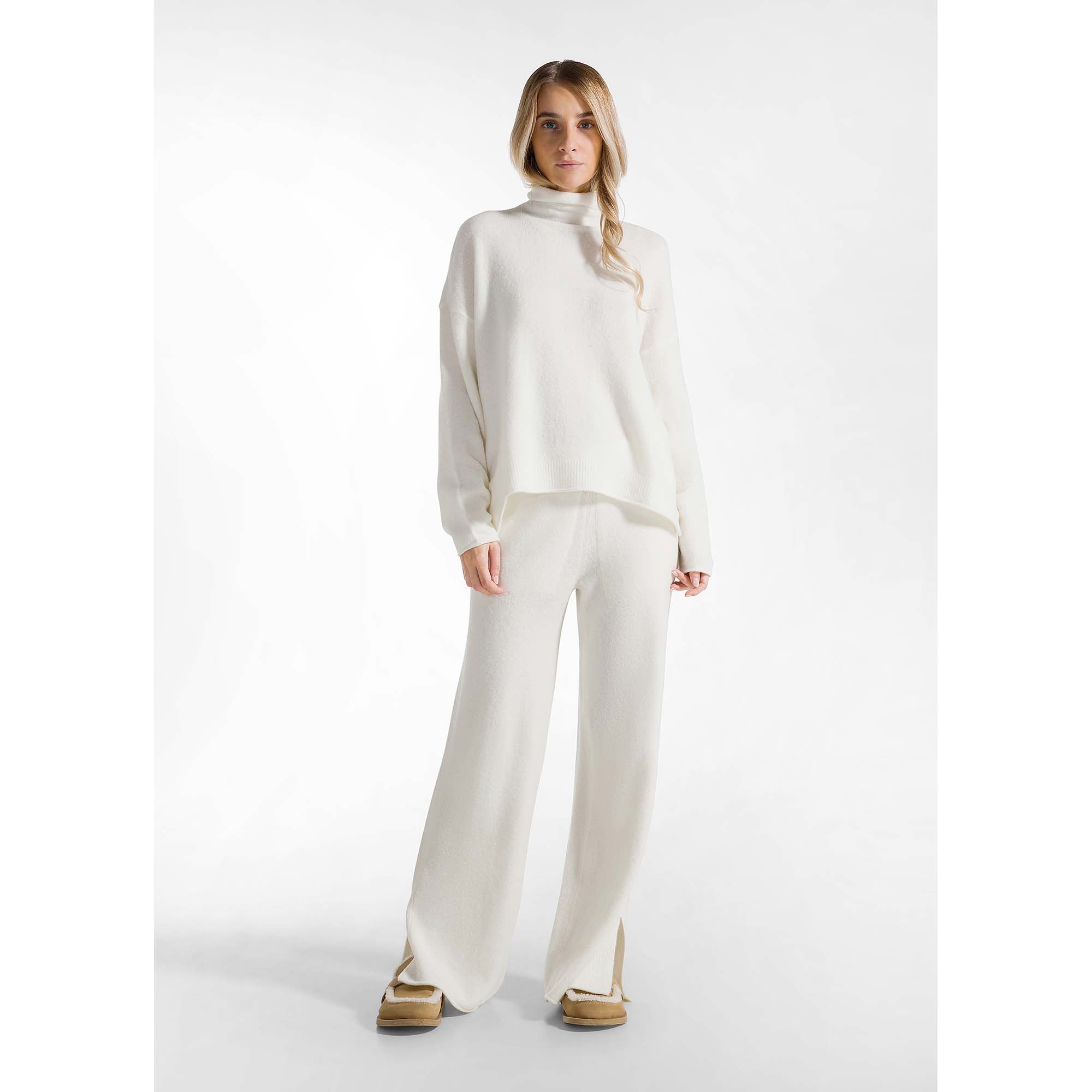 LOUNGE_WIDE_LEG_KNITTED_PANTS_D12218_18001_Image_2