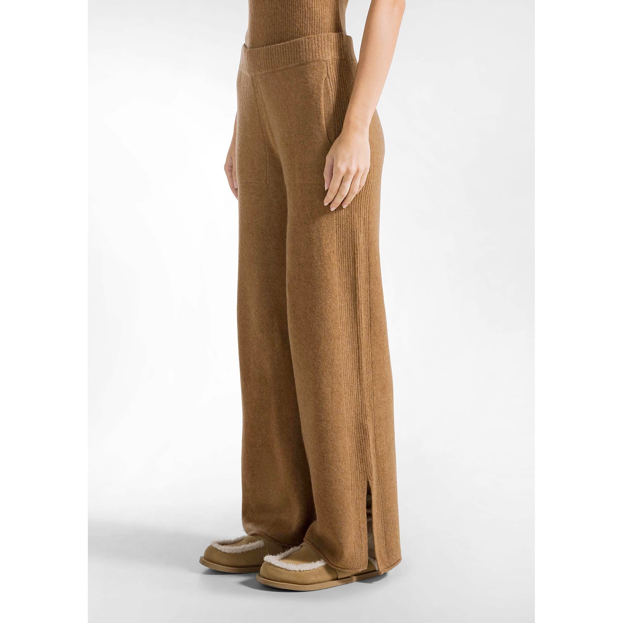 LOUNGE_WIDE_LEG_KNITTED_PANTS_D12218_26117_Image_3