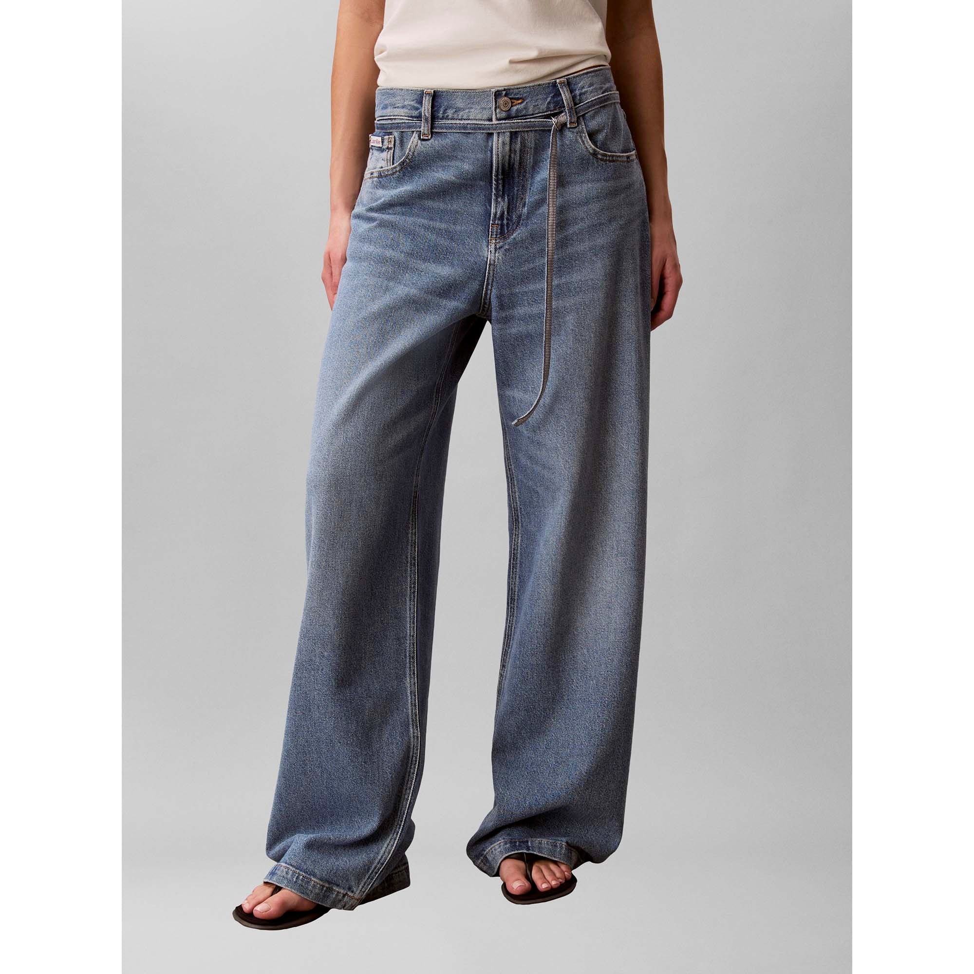 LOW_RISE_BAGGY_OVERN_LV047E752G_3NS_Image_2