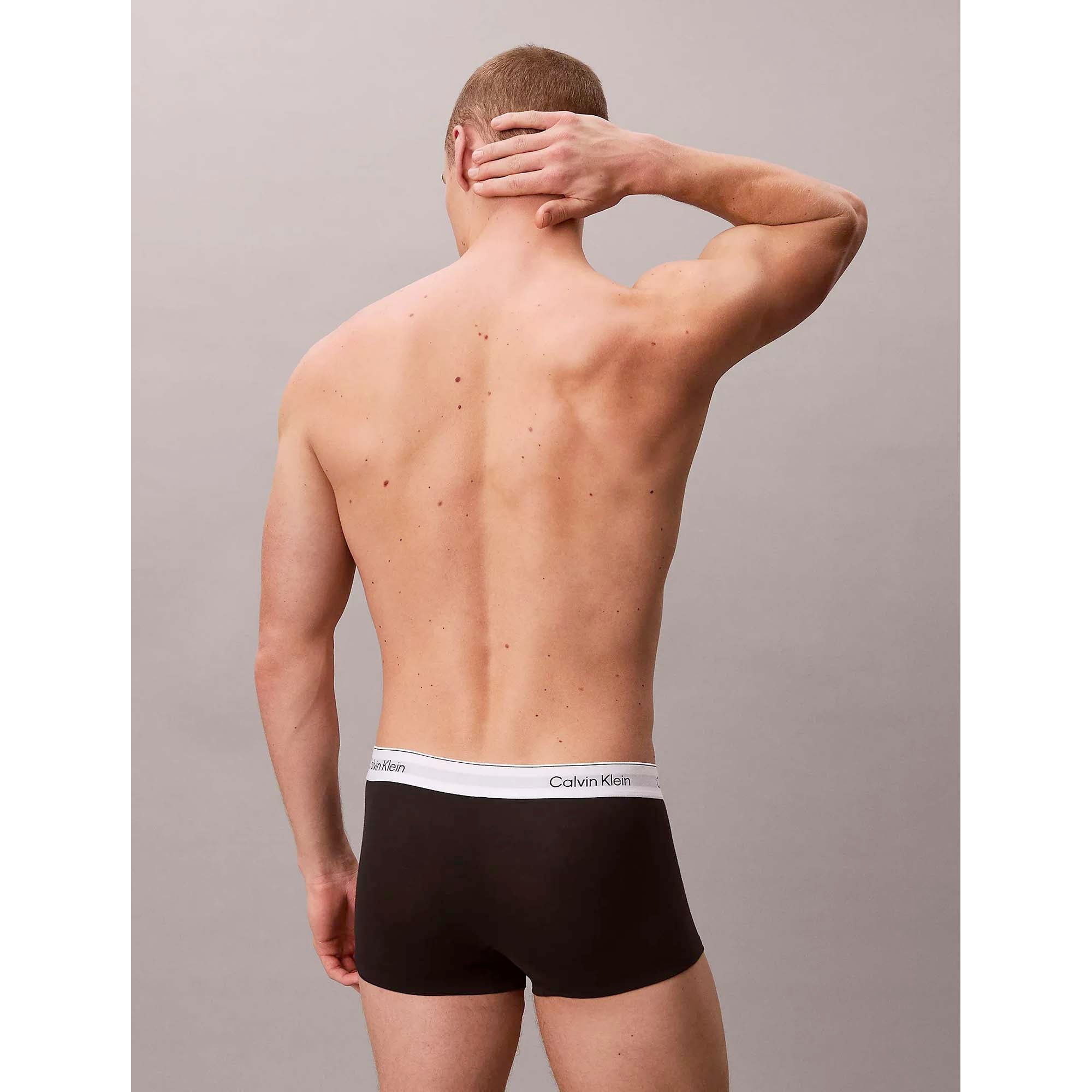 LOW_RISE_TRUNK_3PK_LV00NB4389_MP1_Image_3