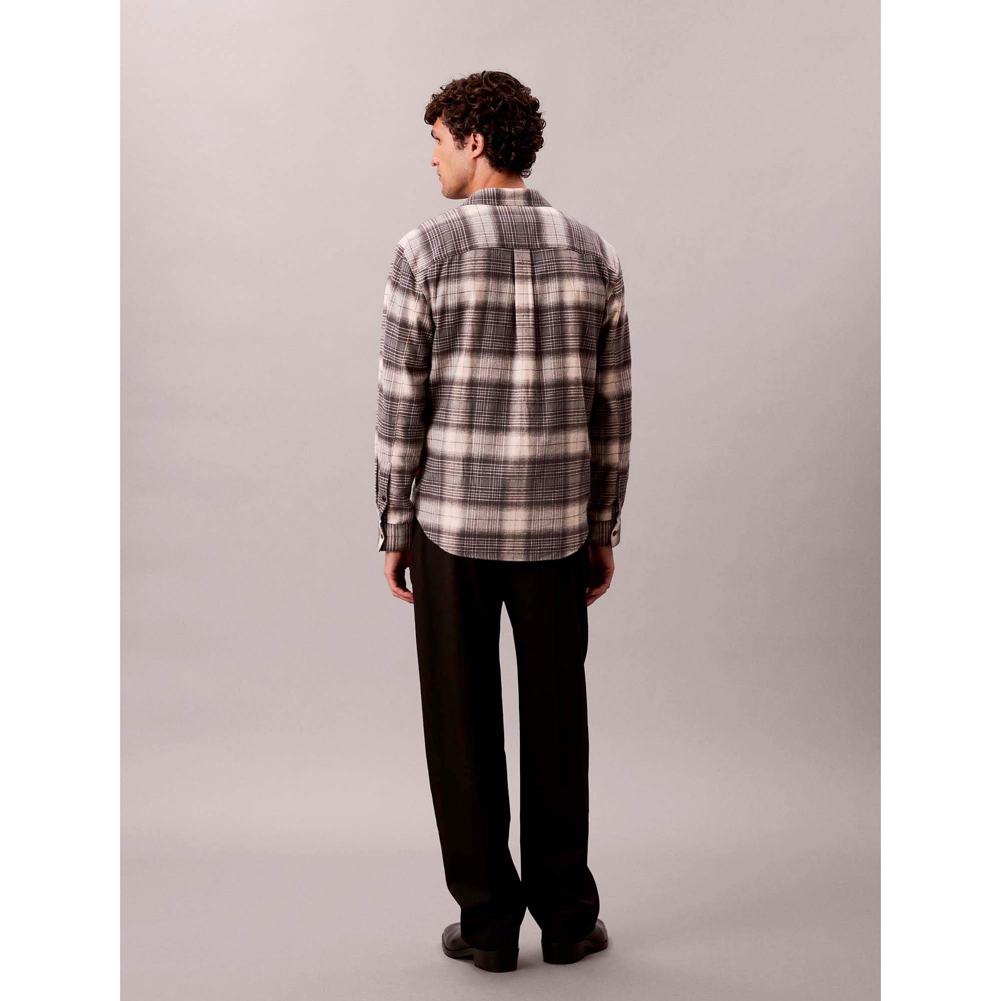 LS_BRUSHED_PLAID_EAS_LV04RD105G_UB1_Image_3