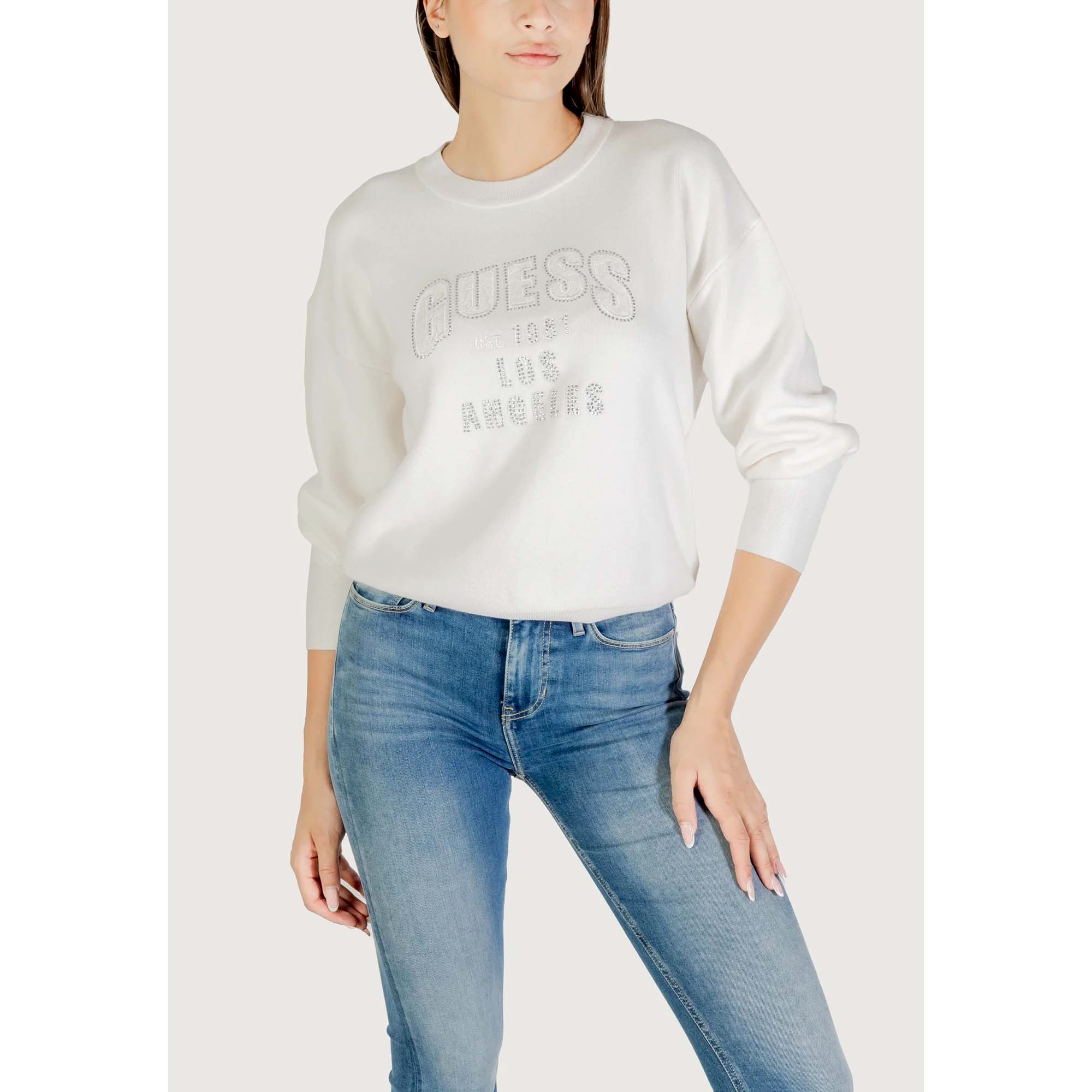 LS_CN_LEIGHTON_LOGO_SWTR_W5YR26Z26I2_G012_Image_5