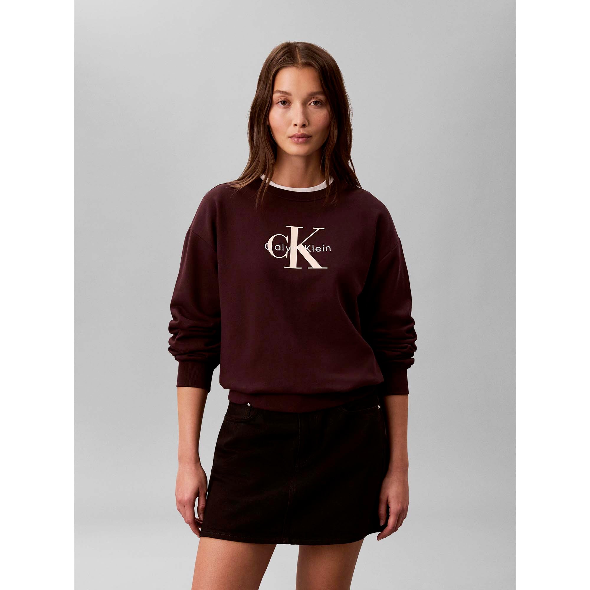 LS_MONOLOGO_FRENCH_T_LV047B234G_2E8_Image_2