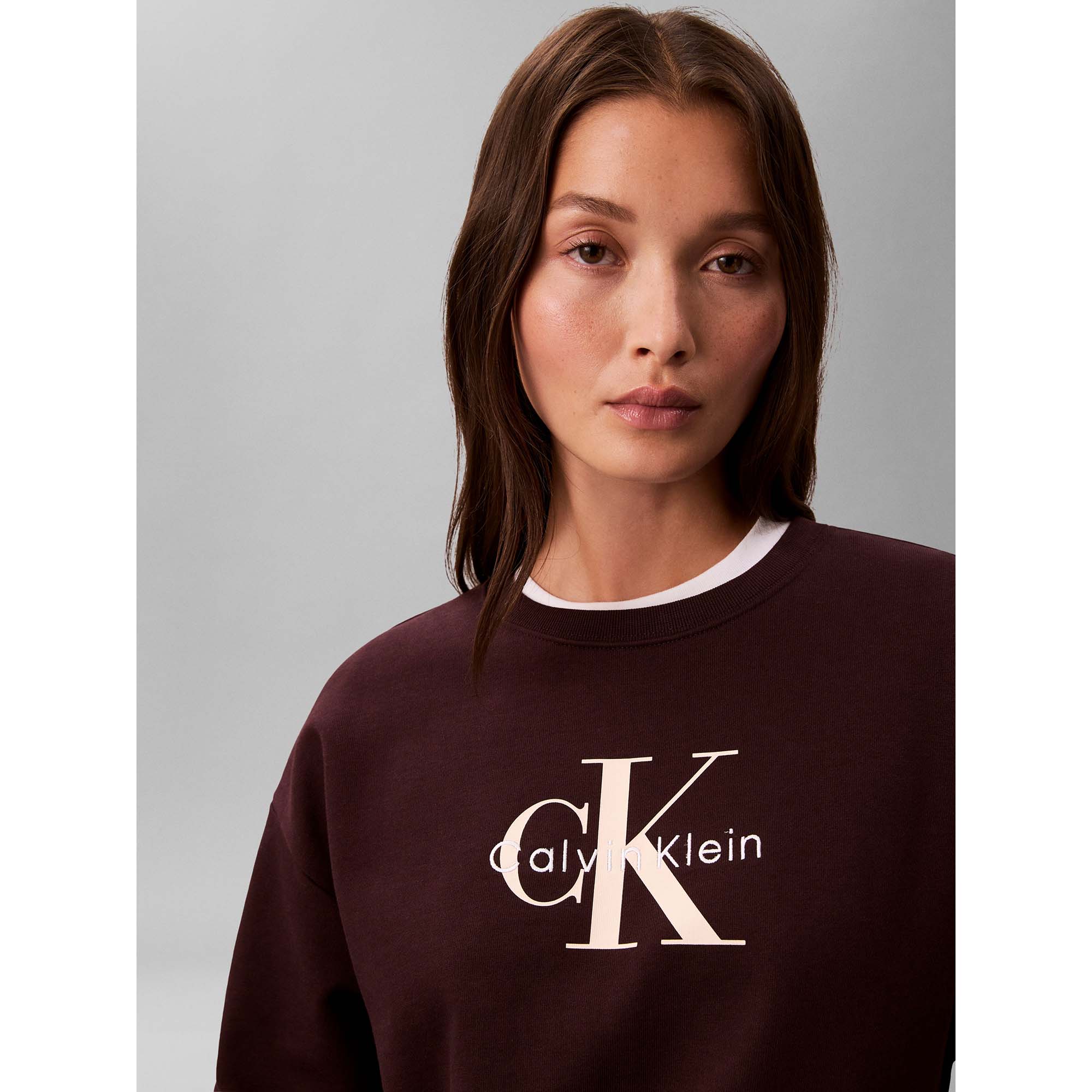 LS_MONOLOGO_FRENCH_T_LV047B234G_2E8_Image_5