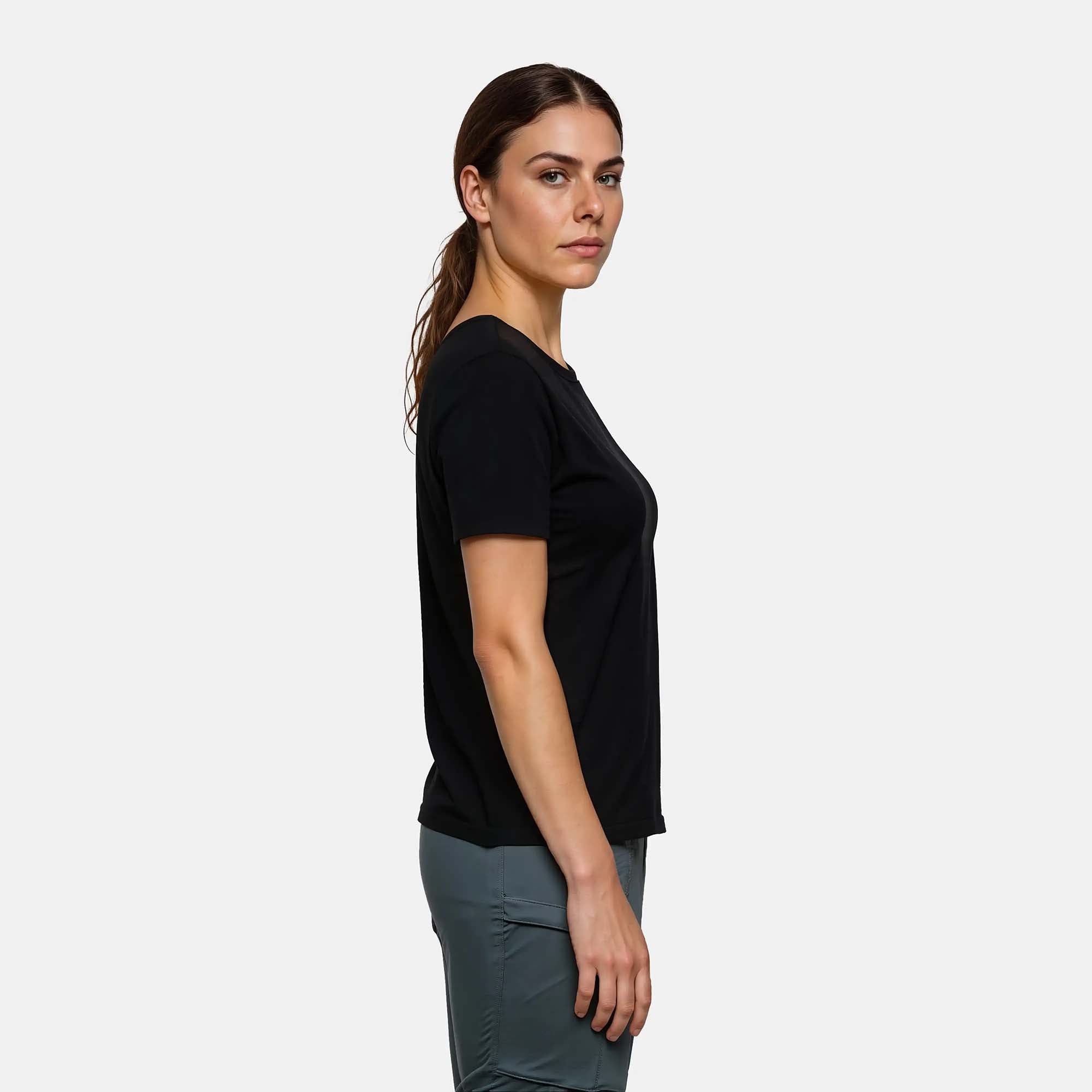 MAMMUT_CORE_T-SHIRT_WOMEN_GARANTIE_101704073_0001_Image_3
