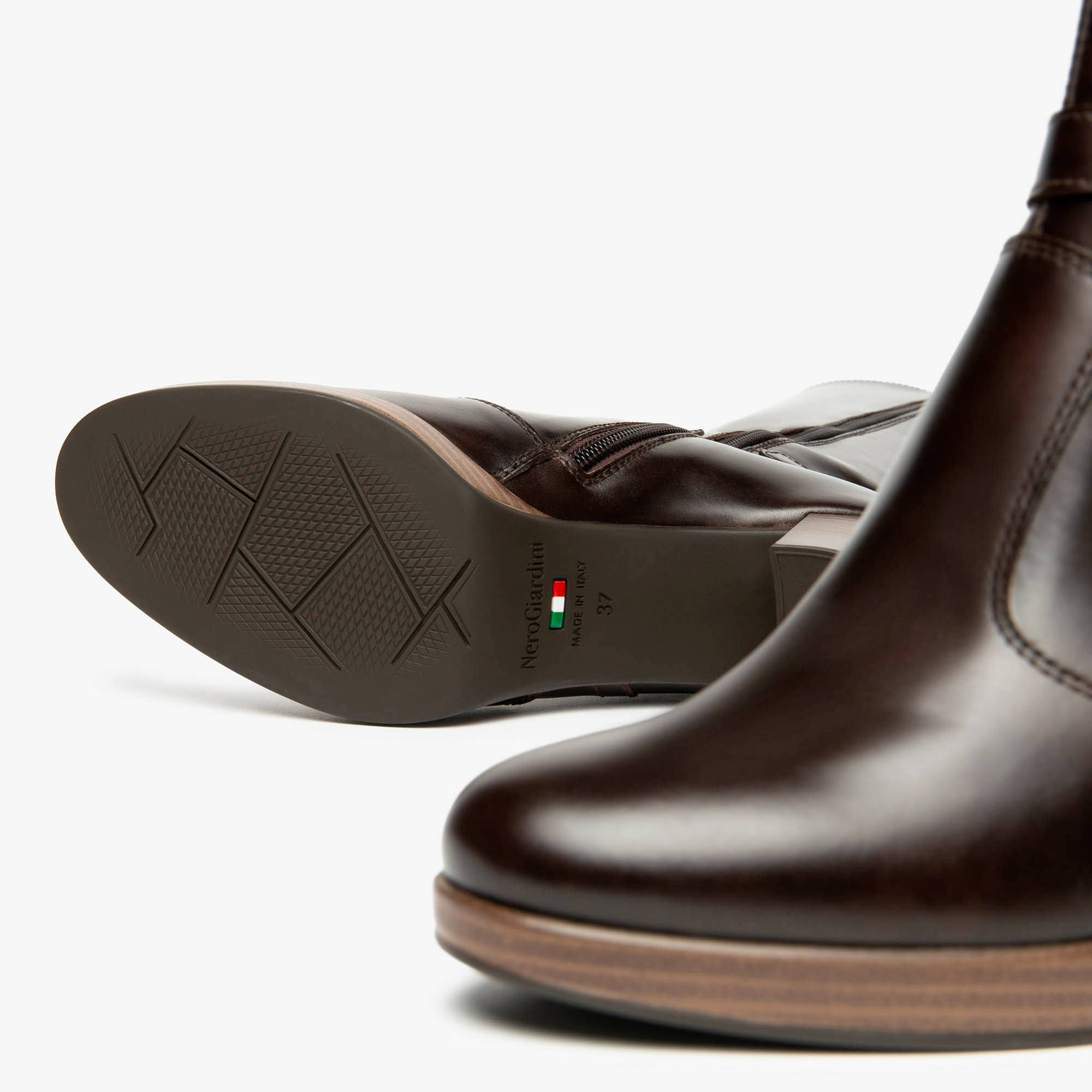 MANOLETE_TPU_ASOLA_T_I514621D_300_Image_4