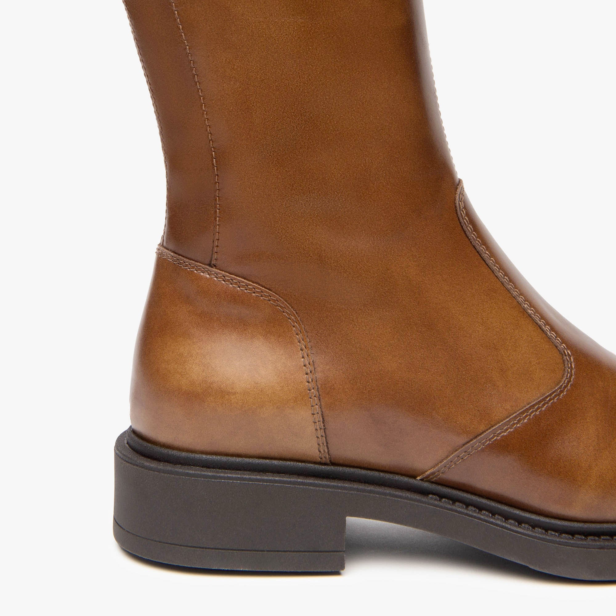 MANOLETE_TR_POMEZIA_9741004_I514711D_400_Image_3