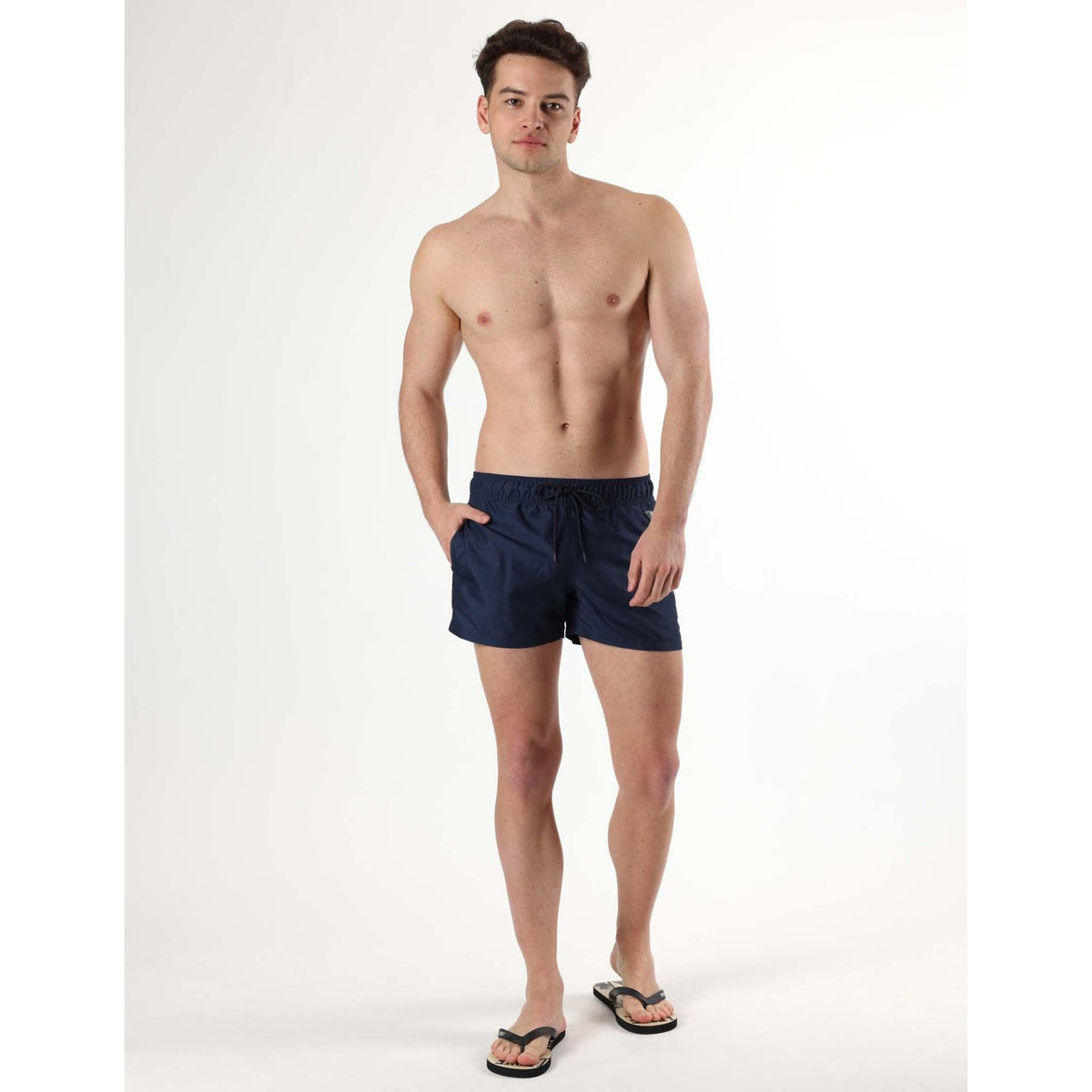 MAN_BEACH_SHORT_M5780B10N01_10_Image_3