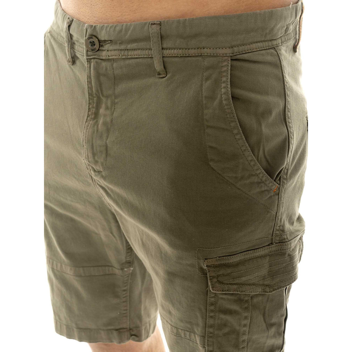 MAN_BERMUDA_CARGO_PANTS_MILITARY_1947_M6425B10T15_151_Image_4