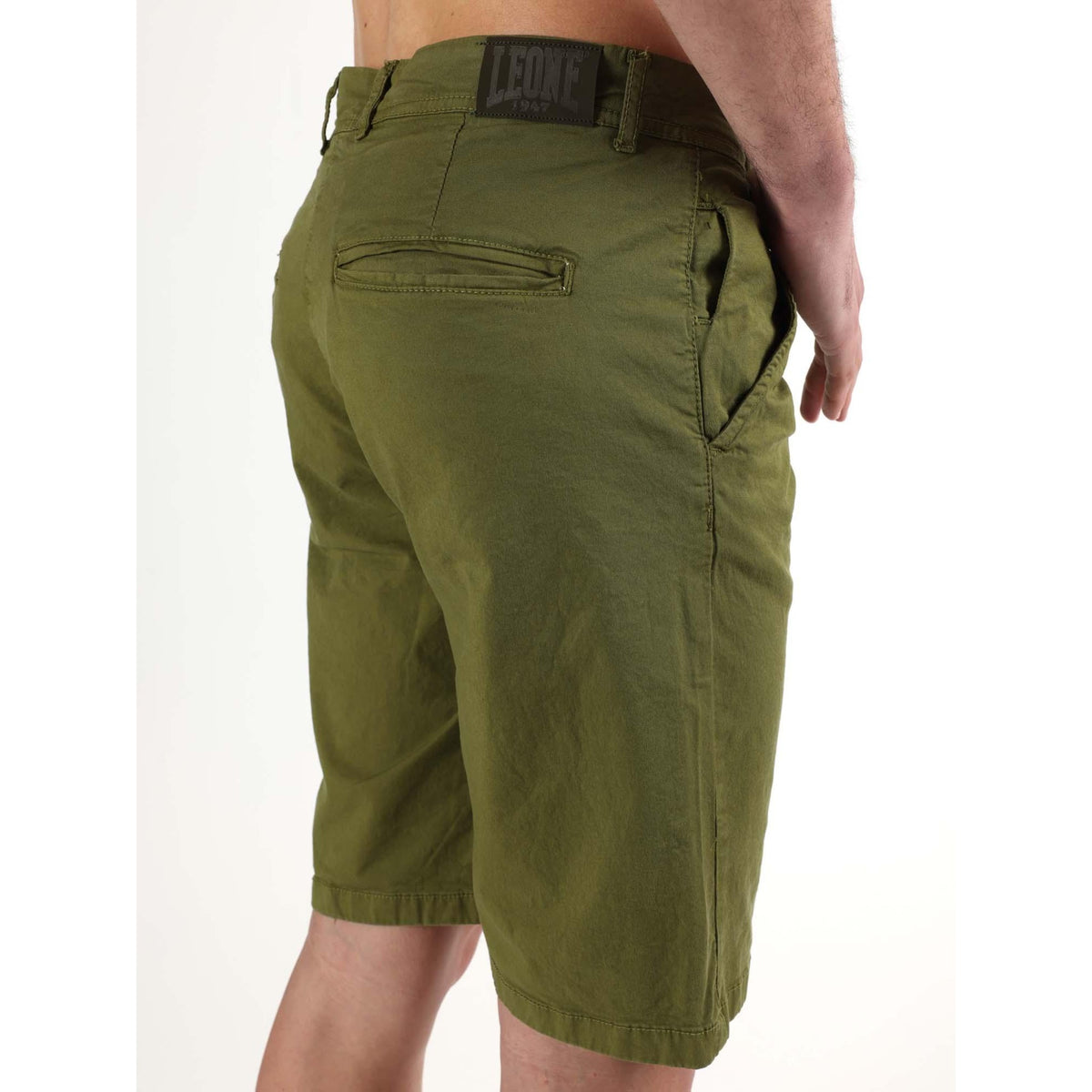 MAN_BERMUDA_CHINOS_M5672B8T15_207_Image_4