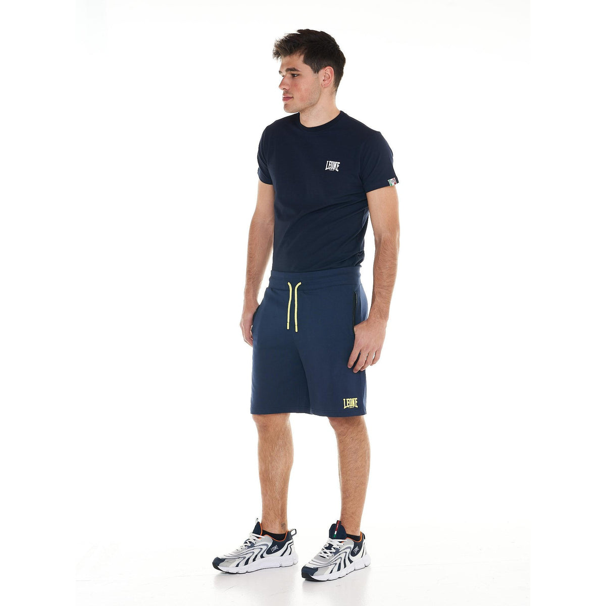 MAN_BERMUDA_SPORTY_FLUO_M4576B6F29_10_Image_4