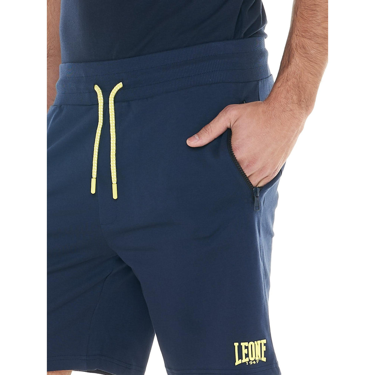 MAN_BERMUDA_SPORTY_FLUO_M4576B6F29_10_Image_6