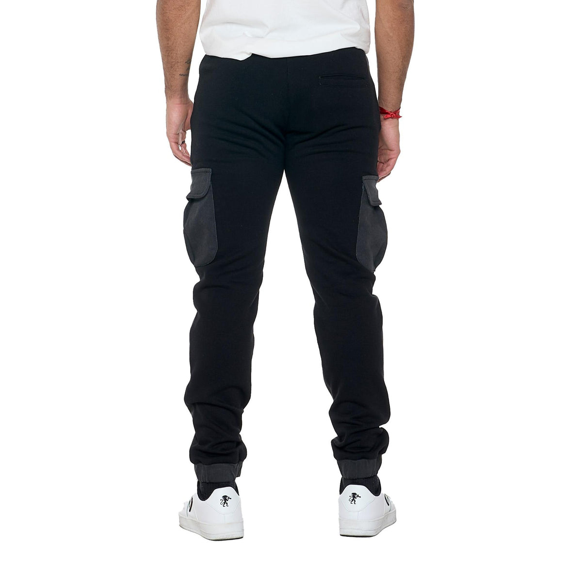 MAN_CARGO_SWEATPANTS_TREATMENTS_M6054P9F45_09_Image_5