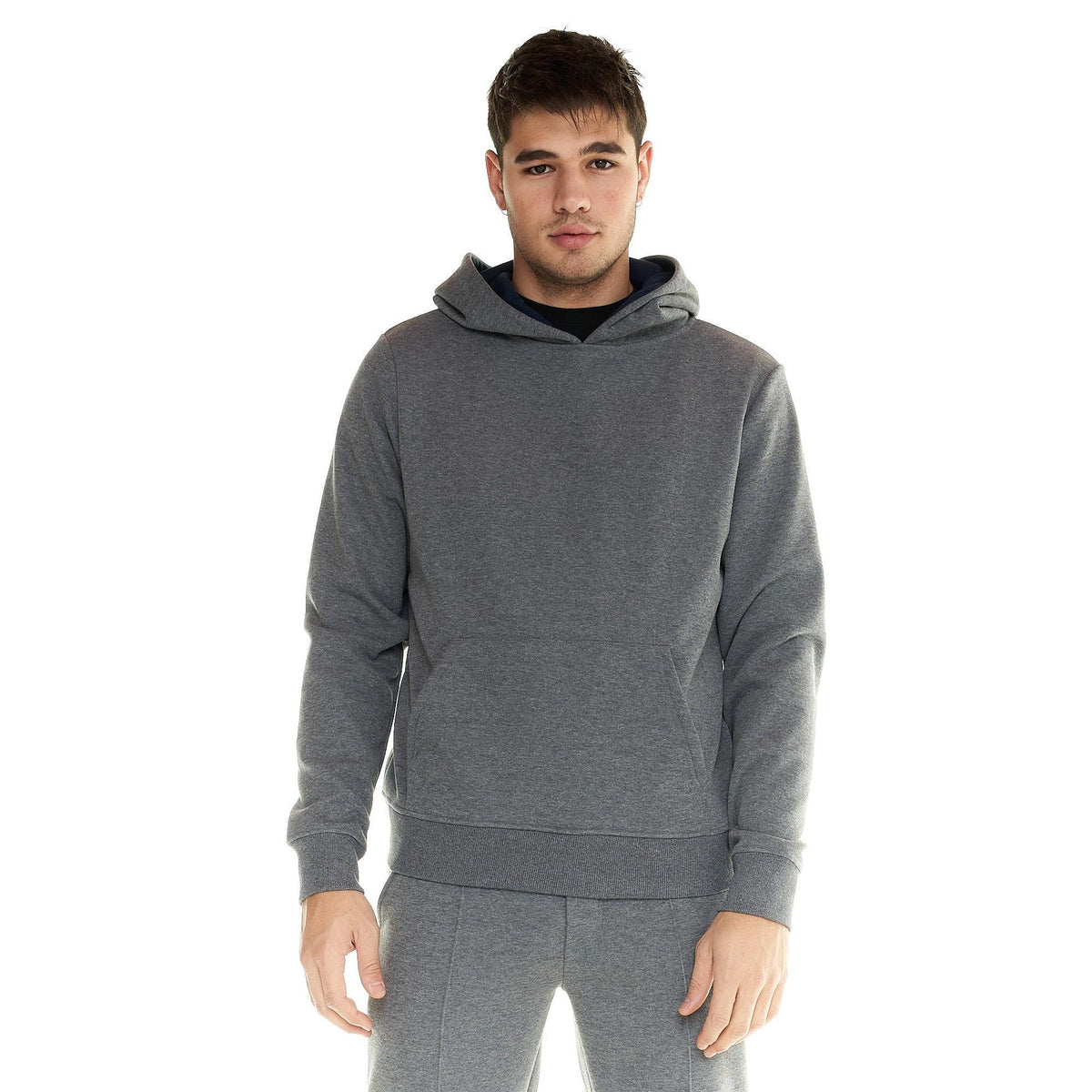 MAN_HOODY_SWEATSHIRT_LIFESTYLE_M5024T7F43_05_Image_2