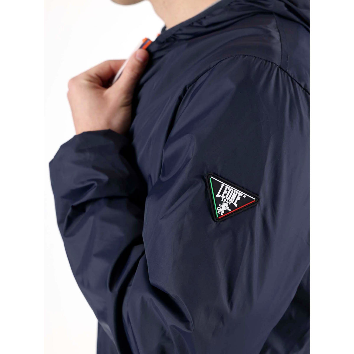 MAN_JACKETS_BASIC_M5637J8N01_10_Image_3