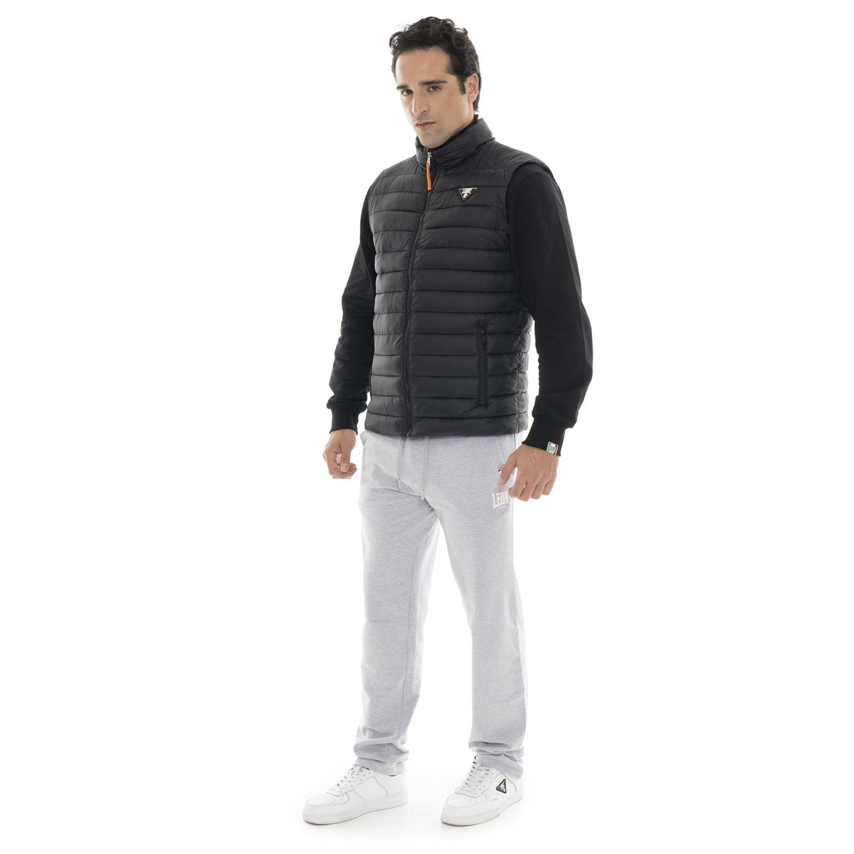 MAN_JACKET_SLEEVELESS_FULL_ZIP_BASIC_M1225J9N01_09_Image_3