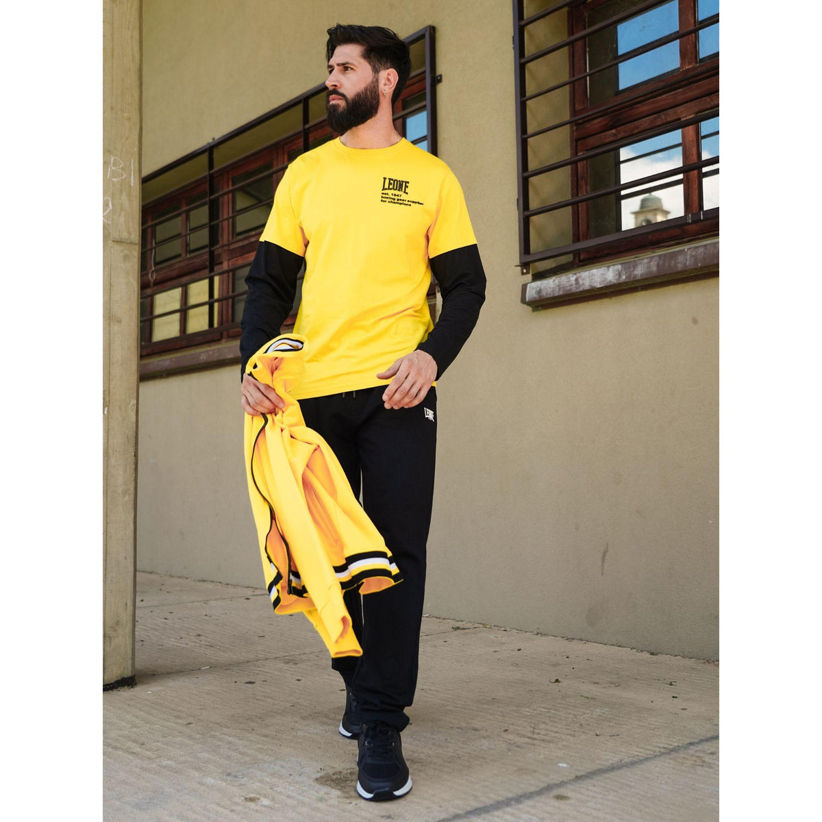 MAN_LONG_SLEEVE_ACTIVE_M5009S7J02_35_Image_7