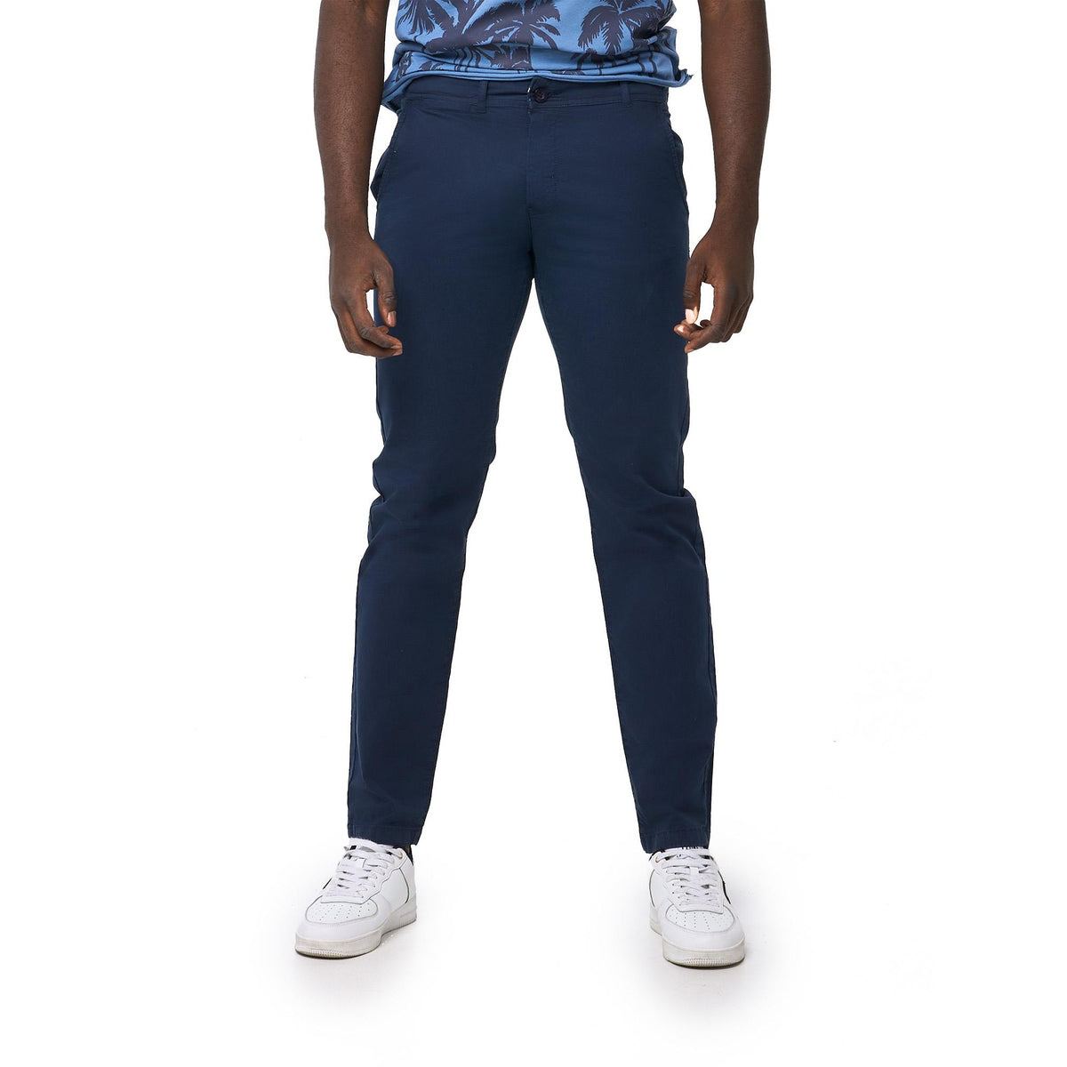 MAN_PANTS_CHINOS_M5671P8T15_10_Image_2