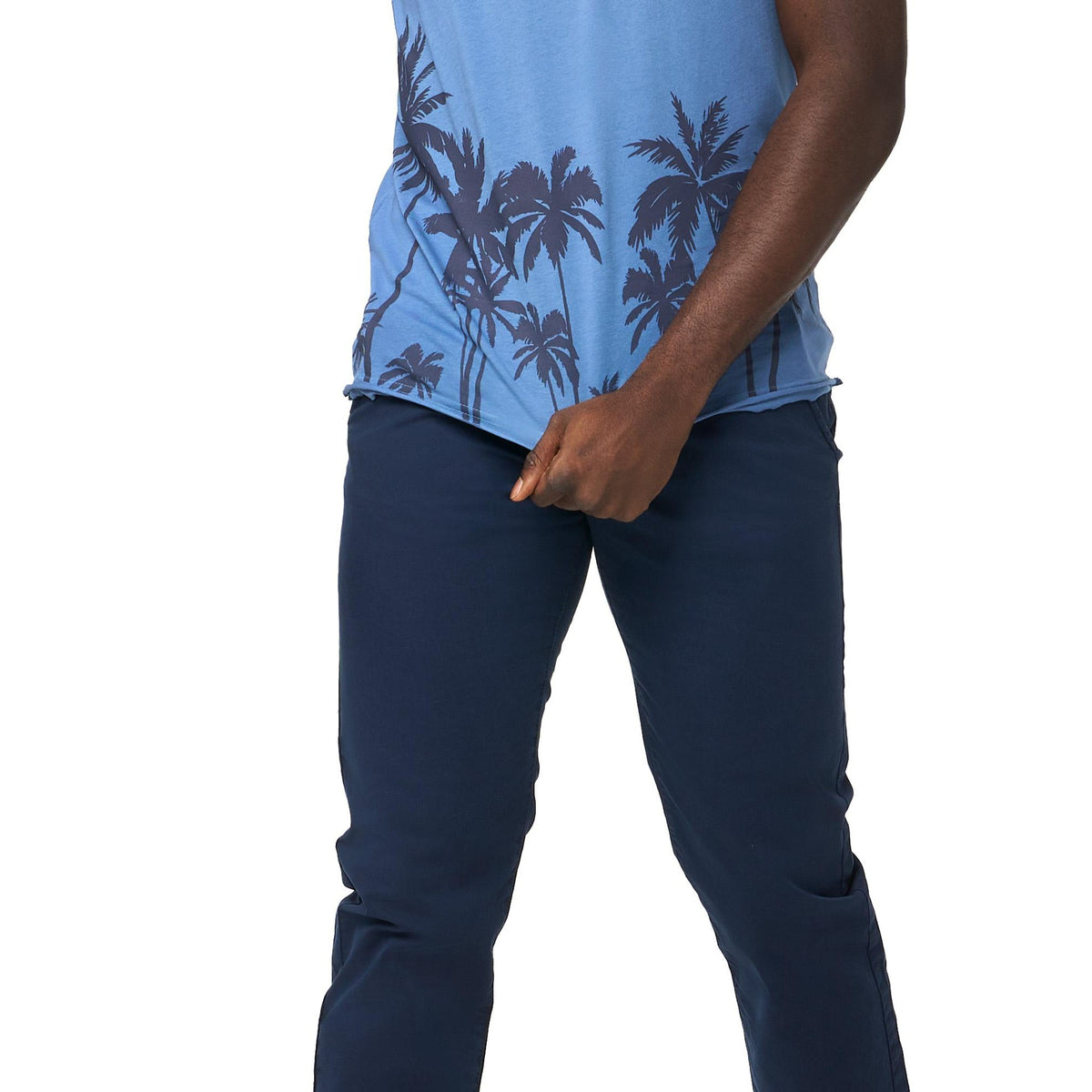 MAN_PANTS_CHINOS_M5671P8T15_10_Image_6