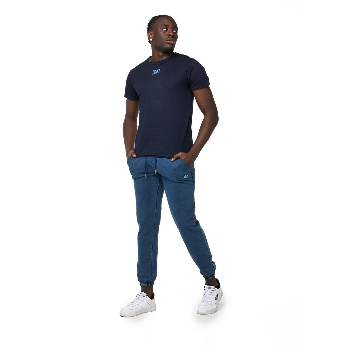 MAN_SHORT_SLEEVES_URBAN_M5651S8J24_10_Image_3