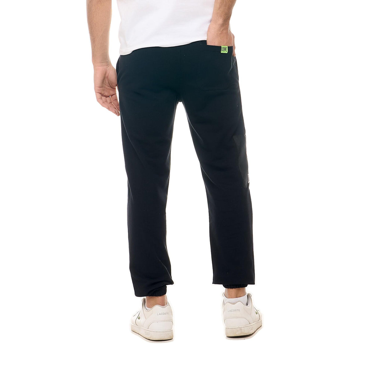 MAN_SWEATPANTS_ACTIVE_M5621P8F10_09_Image_5