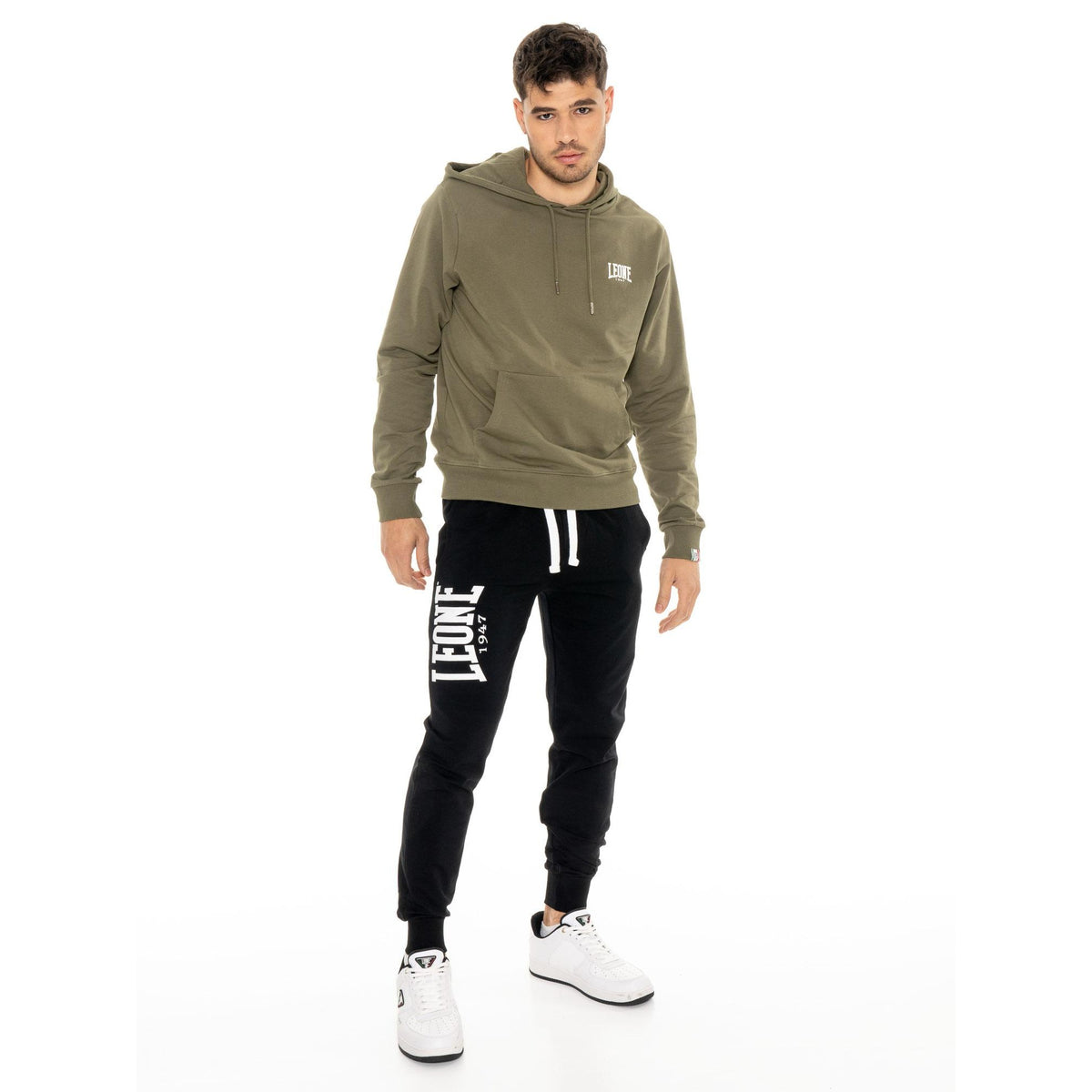 MAN_SWEATPANTS_BIG_LOGO_M317P12F10_09_Image_3