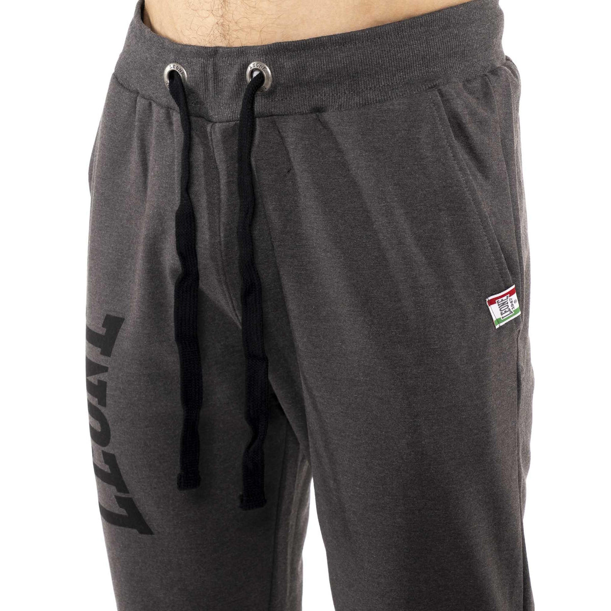 MAN_SWEATPANTS_BIG_LOGO_M564P11F01_08_Image_4