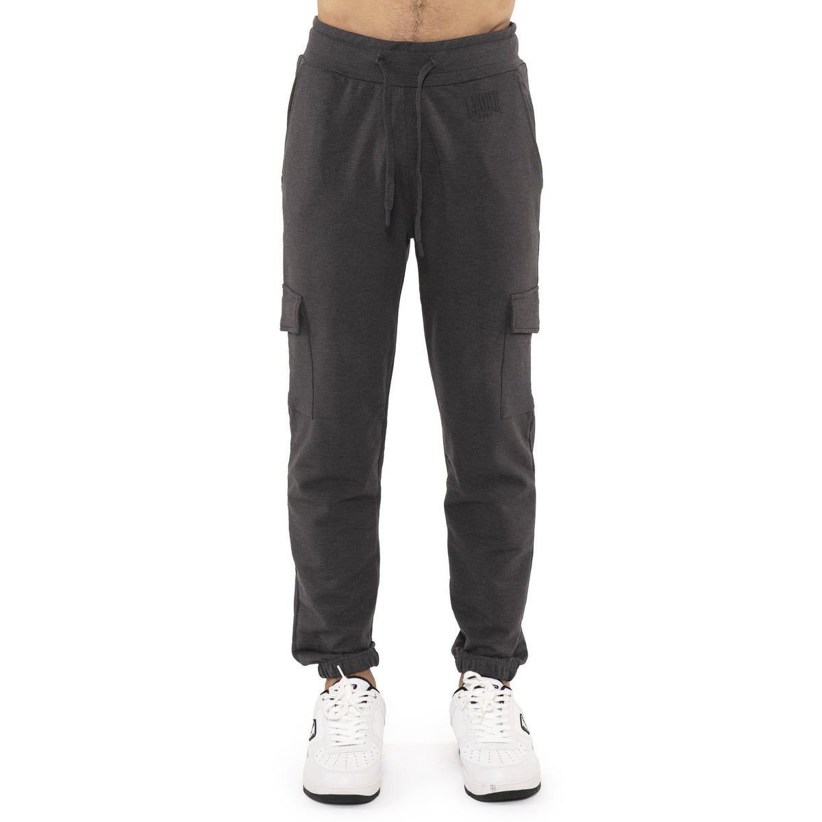 MAN_SWEATPANTS_CARGO_SMALL_LOGO_M6202P9F01_08_Image_2