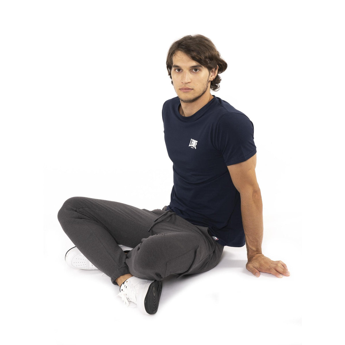 MAN_SWEATPANTS_CARGO_SMALL_LOGO_M6202P9F01_08_Image_6
