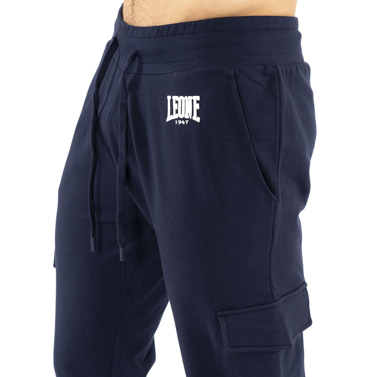 MAN_SWEATPANTS_CARGO_SMALL_LOGO_M6202P9F01_10_Image_4