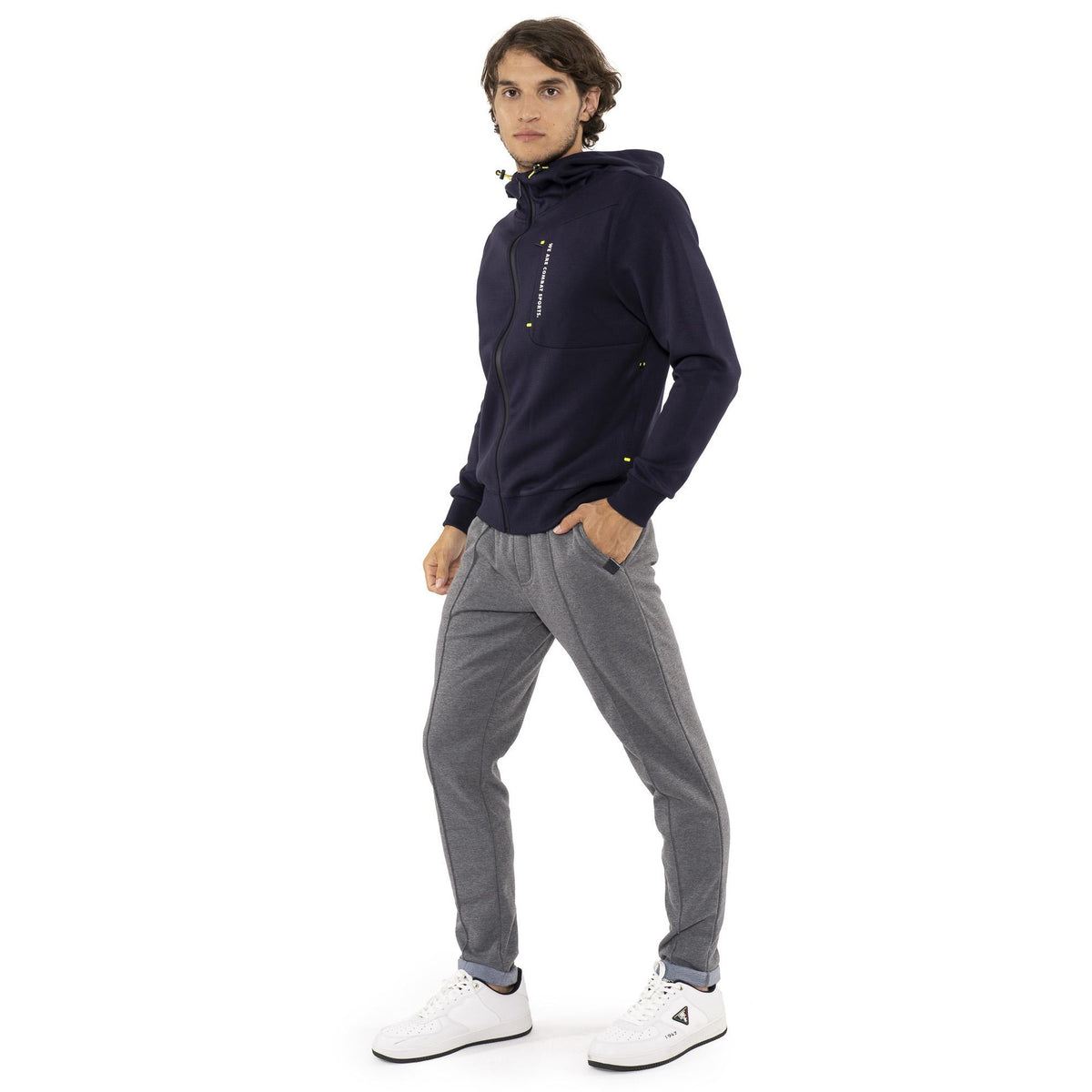 MAN_SWEATPANTS_MANIFEST_M6071P9F43_05_Image_3