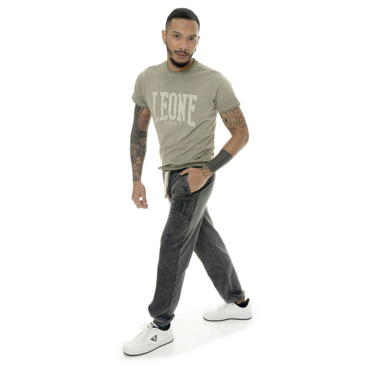 MAN_SWEATPANTS_OLD_WASH_M6431P10F30_09_Image_5