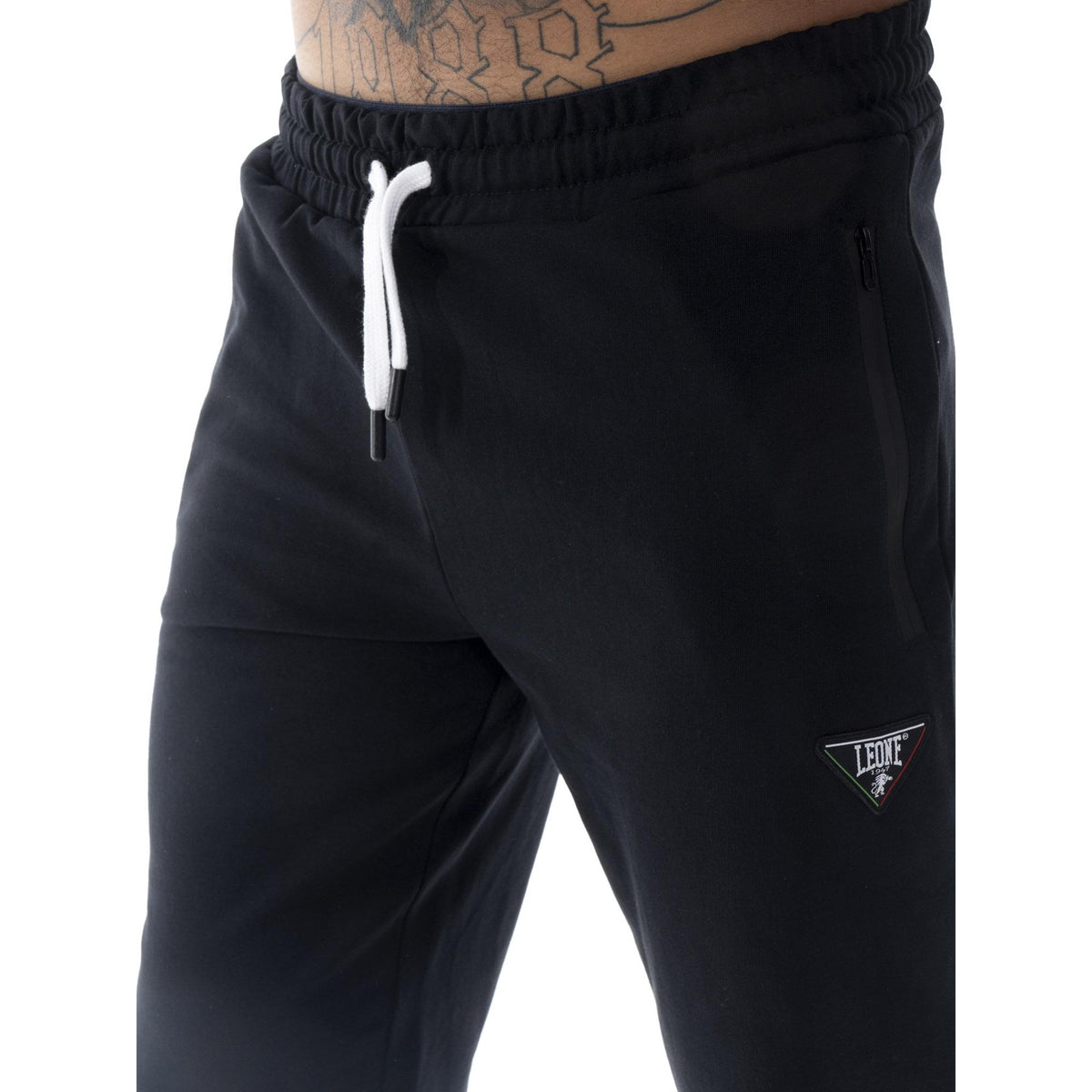 MAN_SWEATPANTS_PATCH_M5612P10F11_09_Image_4