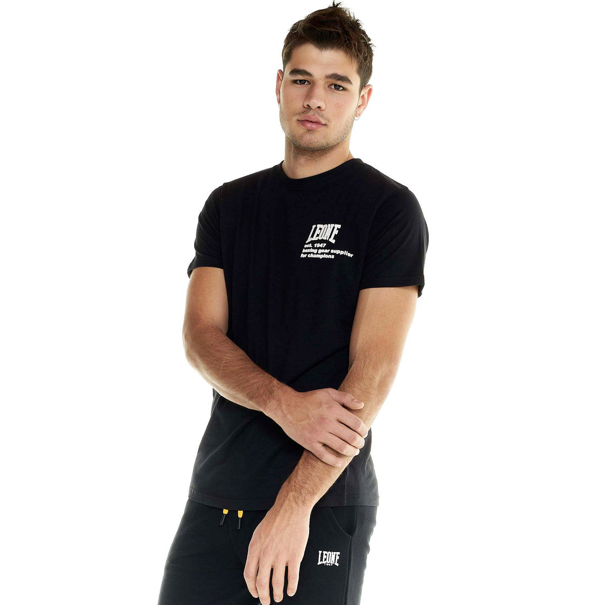 MAN_T-SHIRT_SHORT_SLEEVE_ACTIVE_M5008S7J02_09_Image_3
