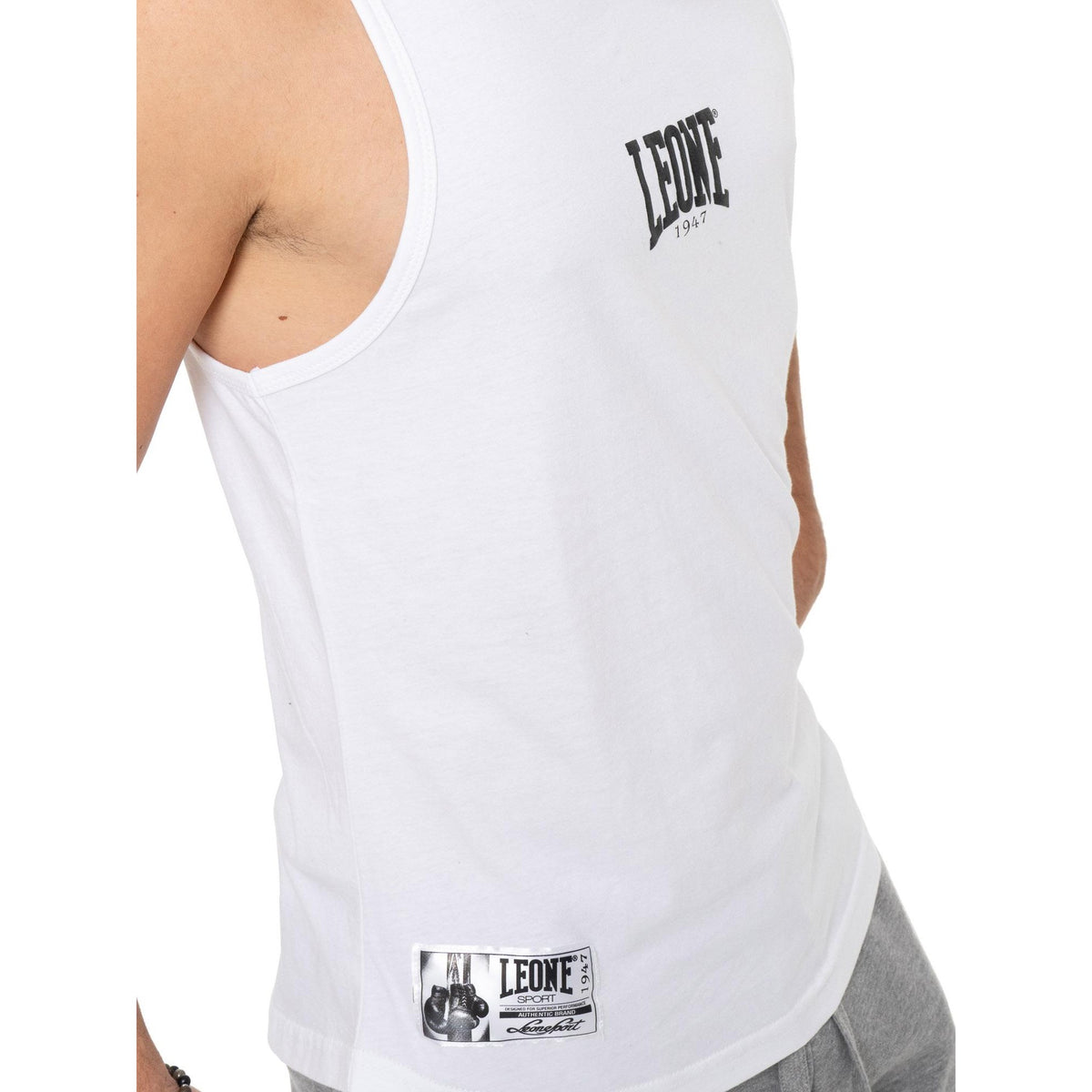 MAN_TANK_BOXING_LSM206_00_Image_4